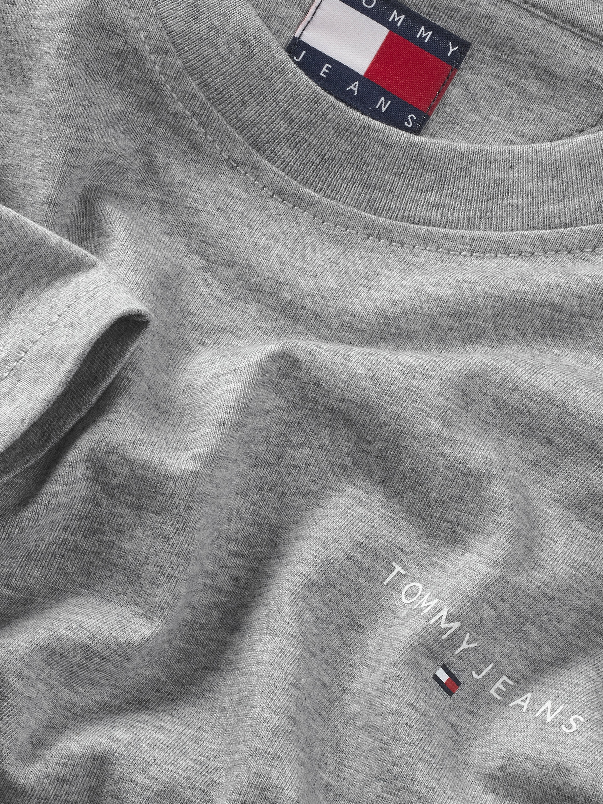 Tommy Jeans Plus Rundhalsshirt »TJM SLIM LINEAR CHEST SS TEE EXT«, in Großen Größen, Logodruck