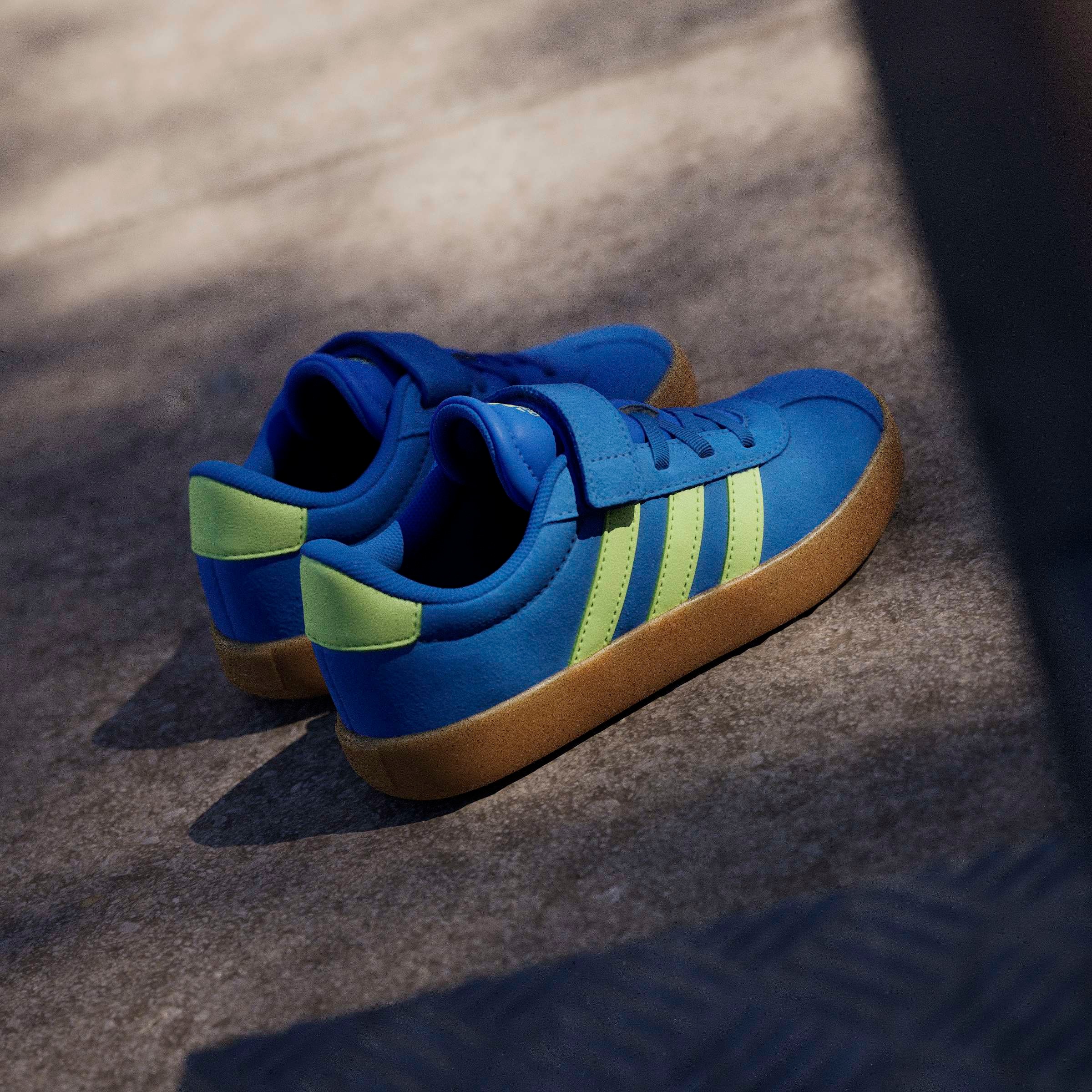 adidas Sportswear Sneaker »VL COURT 3.0«  inspiriert vom Design des adidas Handball Spezial