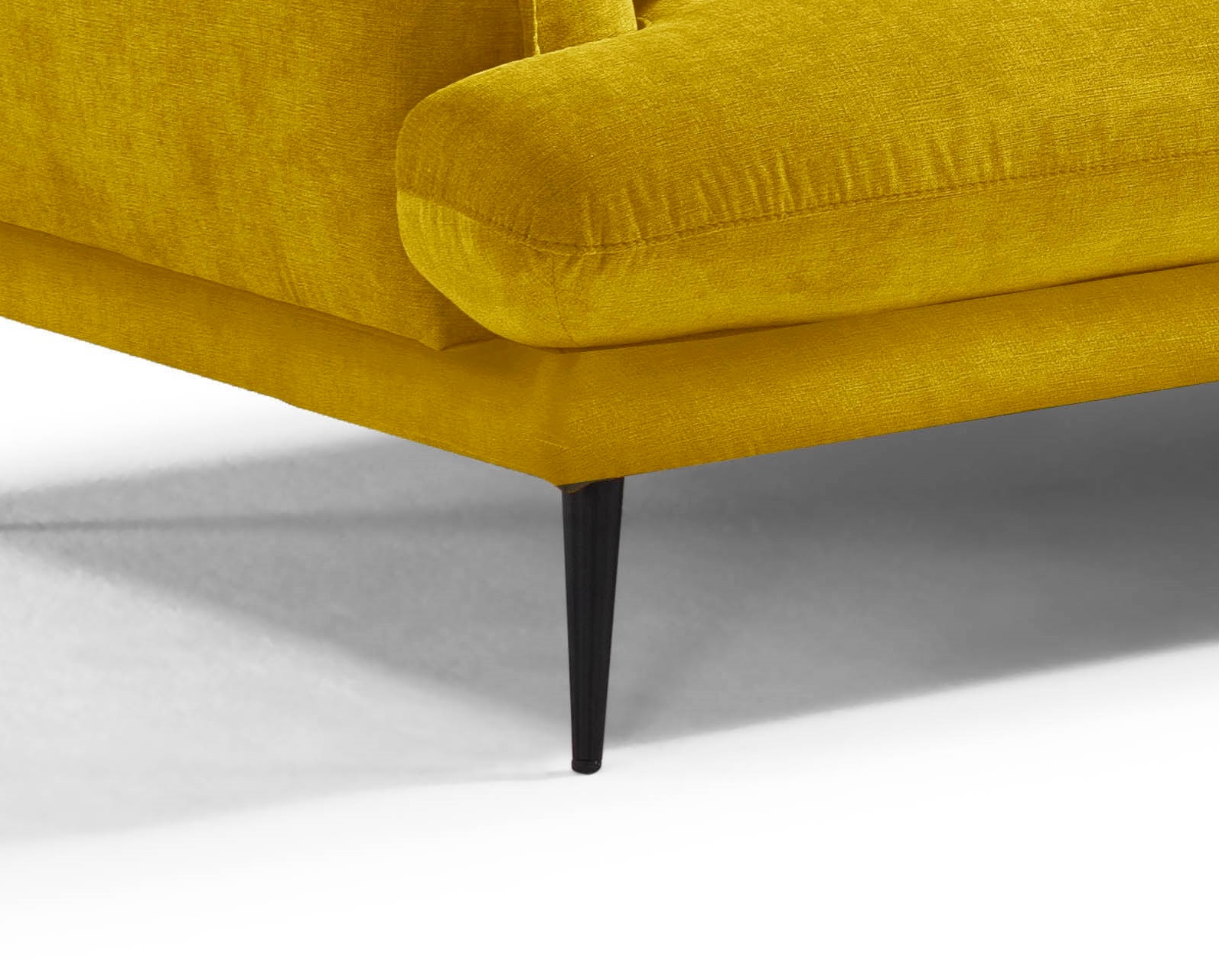 Egoitaliano Ecksofa »FUNNY, hochwertiges und aktuelles Design, bequeme Rückenlehne«, hochwertiger Sitzkomfort, L-Form