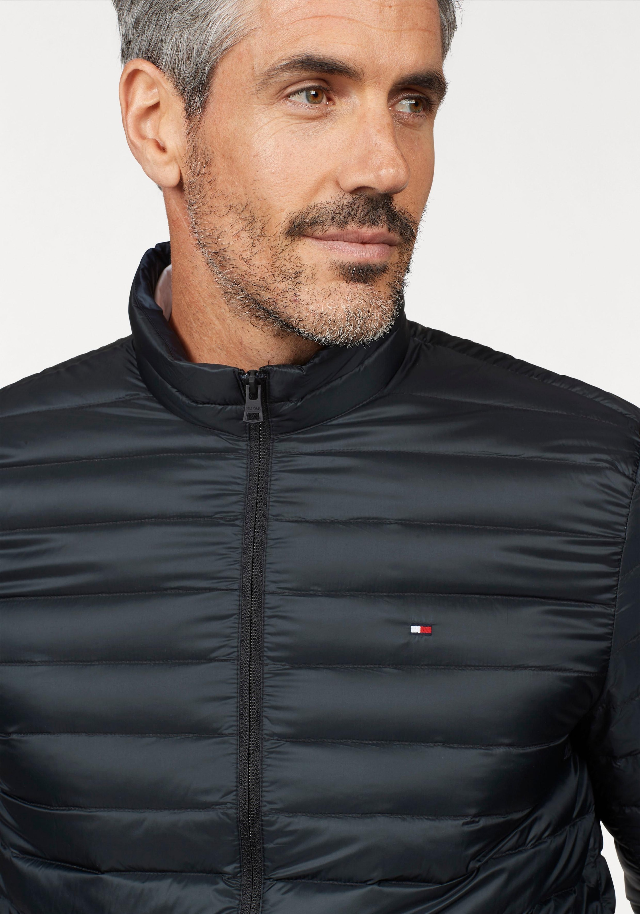 Tommy Hilfiger Steppjacke »CORE LW PACKABLE DOWN BOMBER« Bei Universal.at