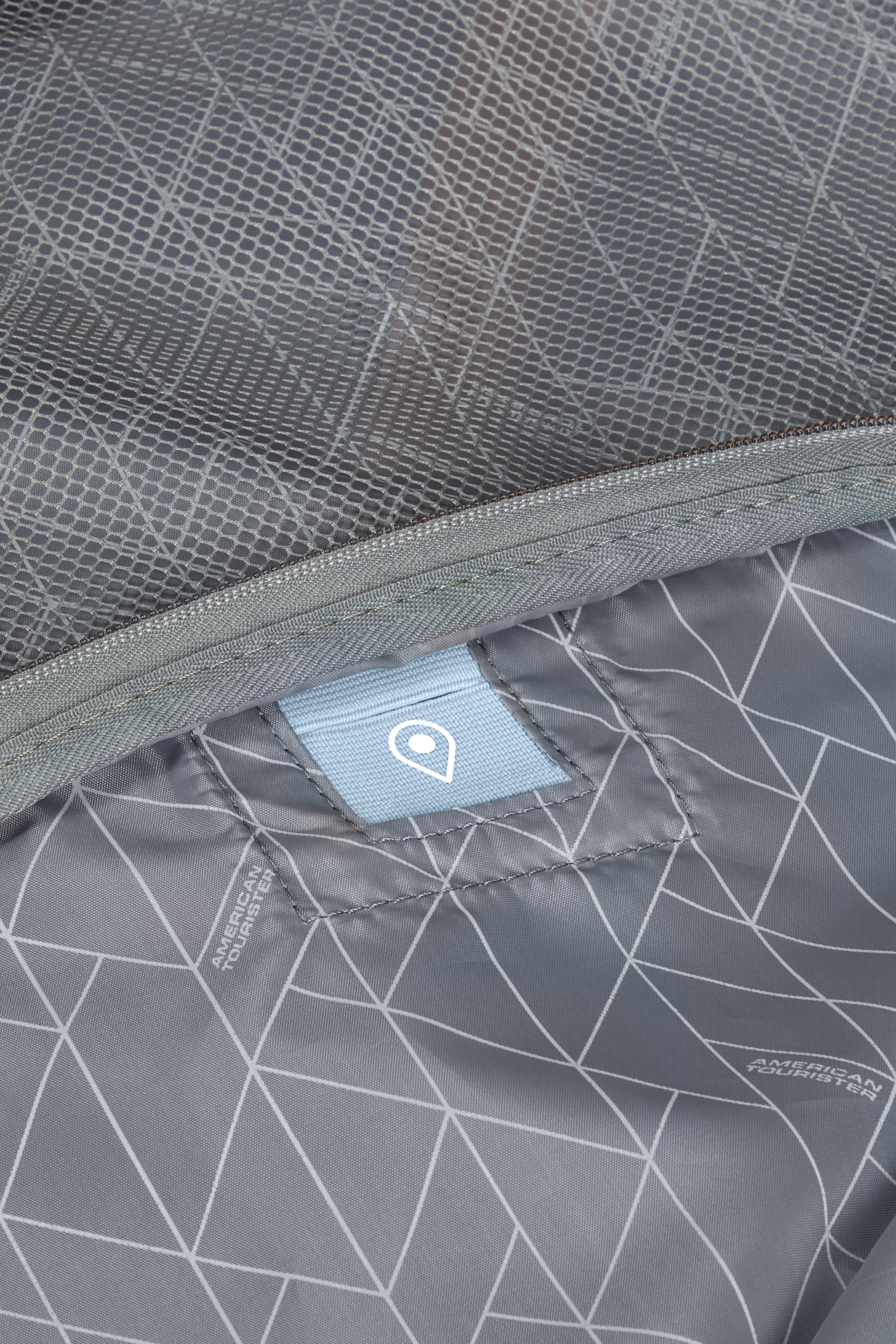 American Tourister® Hartschalen-Trolley »FASTFORWARD, verschiedene Größen und Farben«, 4 Rollen, Hartschalen-Koffer personalisierbar TSA-Schloss Volumenerweiterung