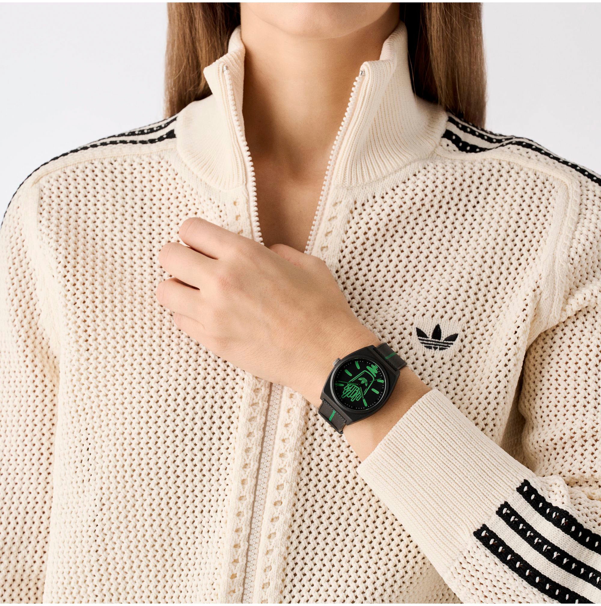 adidas Originals Quarzuhr »PROJECT TWO« Armbanduhr, Herrenuhr, Damenuhr,Resinarmband,wasserabweisend bis 5 bar