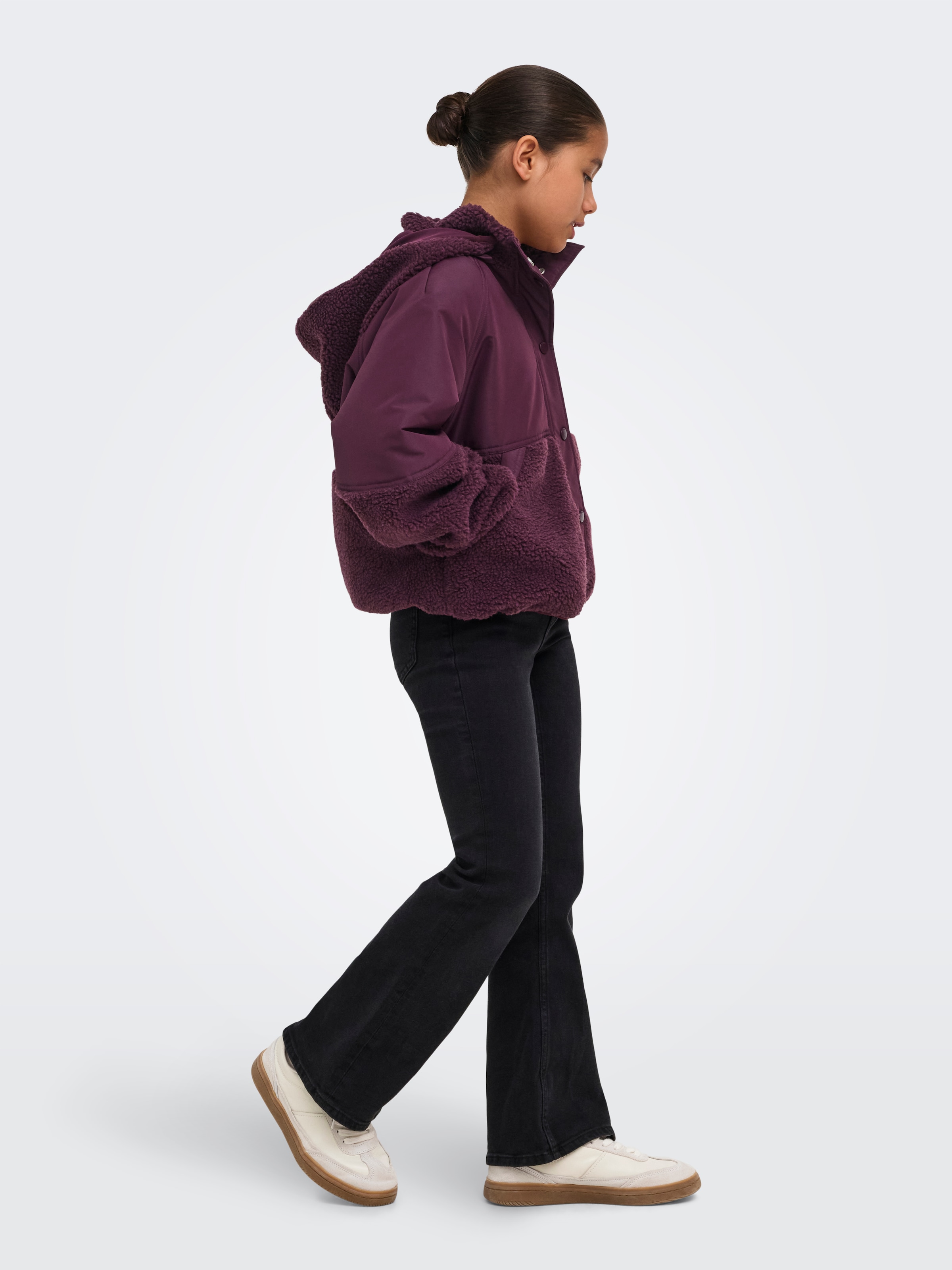 KIDS ONLY Kapuzenplüschjacke »KOGNOMI TEDDY MIX JACKET VD OTW« mit Kapuze im tollen Materialmix mit Plüsch
