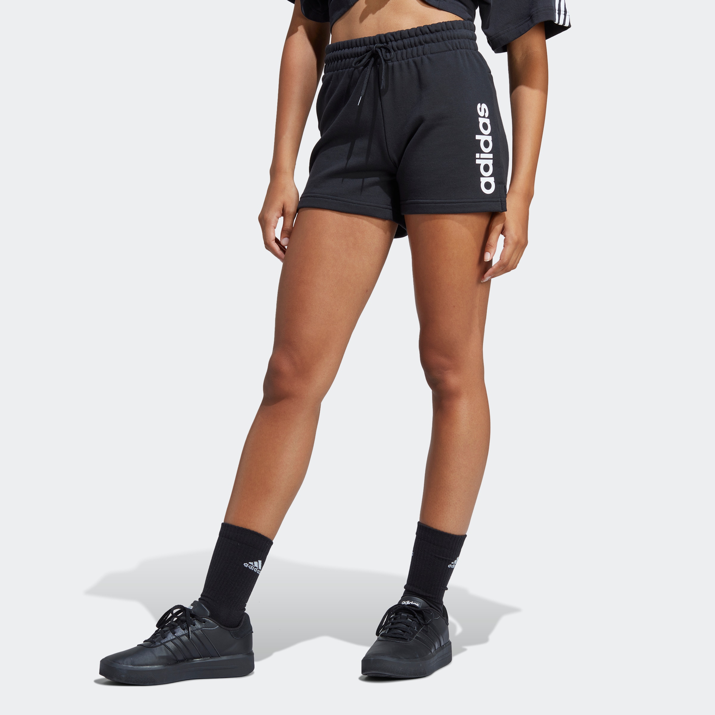 adidas Sportswear Shorts »ESSENTIALS LINEAR FRENCH TERRY«