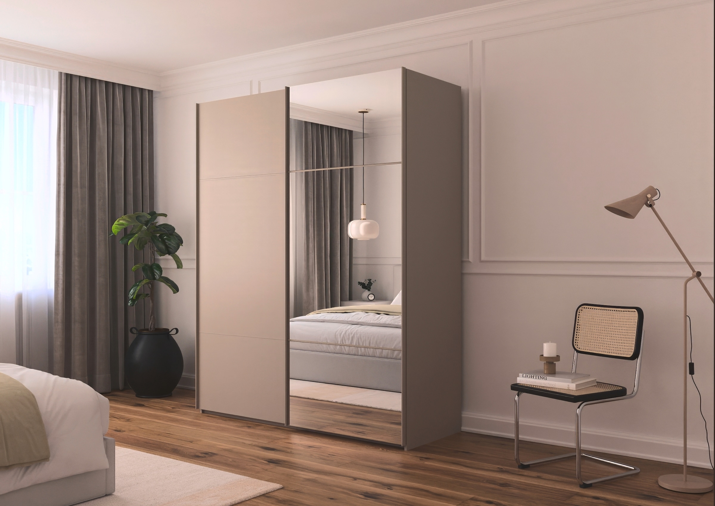 rauch Schwebetürenschrank »Kleiderschrank Schrank Garderobe Schlafzimmerschrank SCALE-TRIO« edle dreigeteilte Front mit 2 Zierleisten und Spiegel MADE IN GERMANY