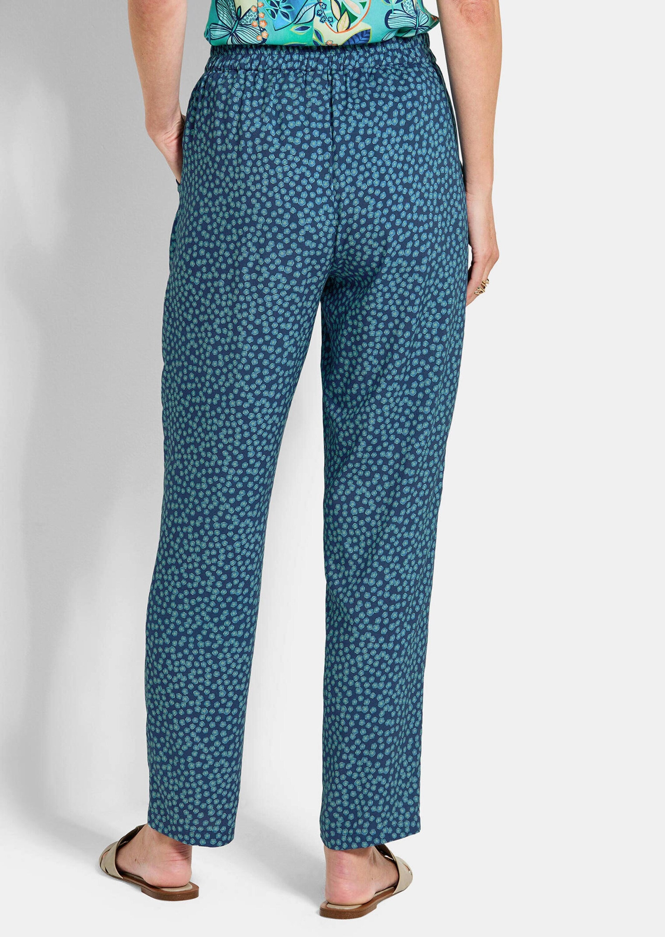 GOLDNER Schlupfhose »Kurzgröße Hose SARA mit Millefleurs-Print«