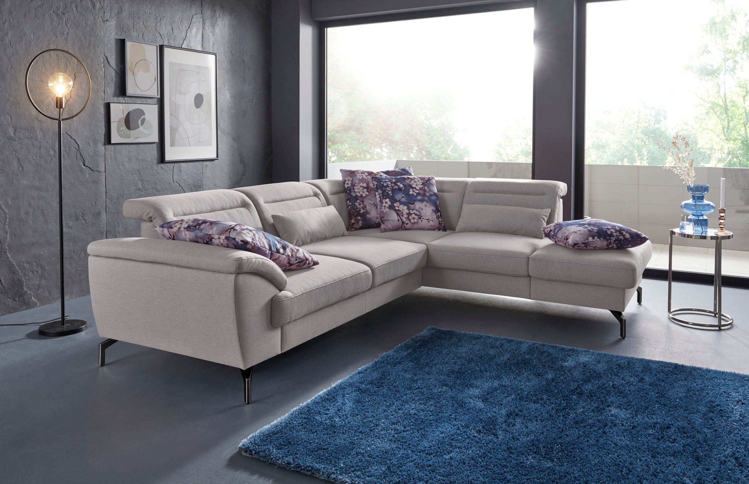 sit&more Ecksofa »Percy L-Form« 15 cm Fußhöhe, Sitztiefenverstellung, wahlweise in 2 Fußfarben