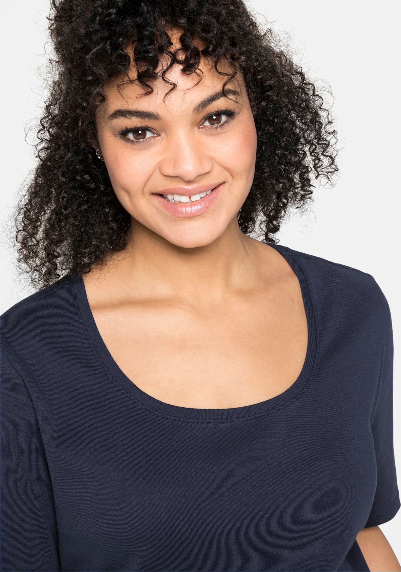 Sheego Kurzarmshirt »T-Shirt« 1 Stk.