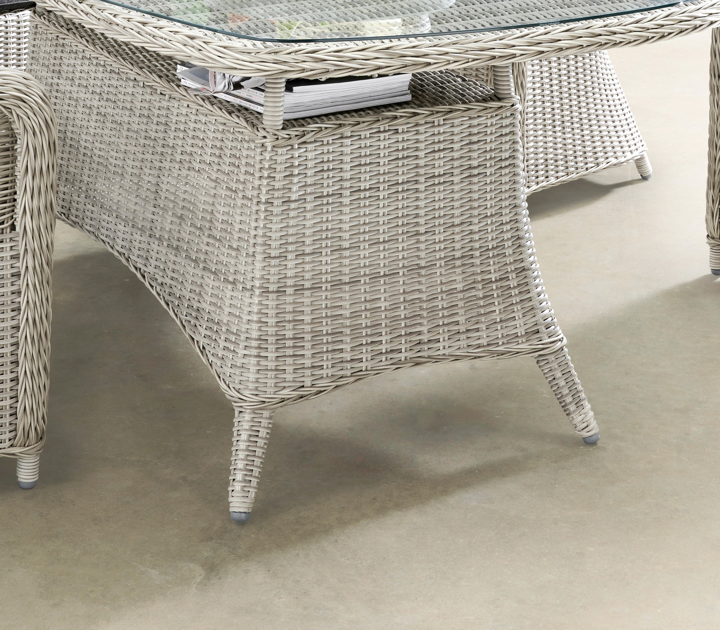 Destiny Garten-Essgruppe »MALAGA LUNA«, (Set, 13 tlg.), Polyrattan, 4 Sessel + Tisch oval 200x100x75cm, inkl. Auflagen