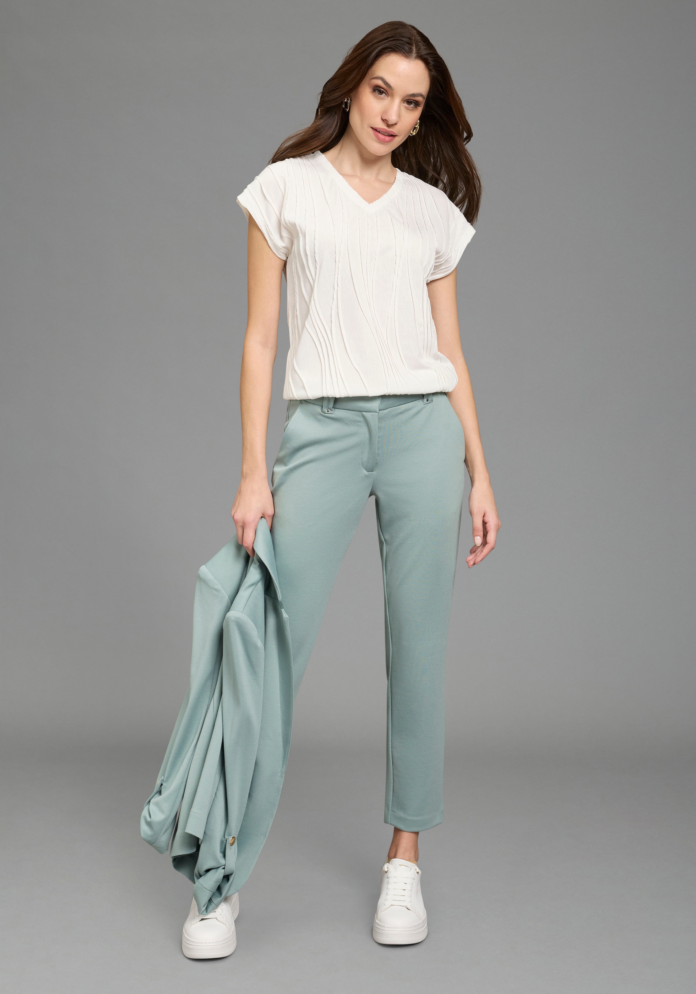 Bruno Banani Paperbag-Hose  aus elastischem Milano Rib Material, bequeme Passform