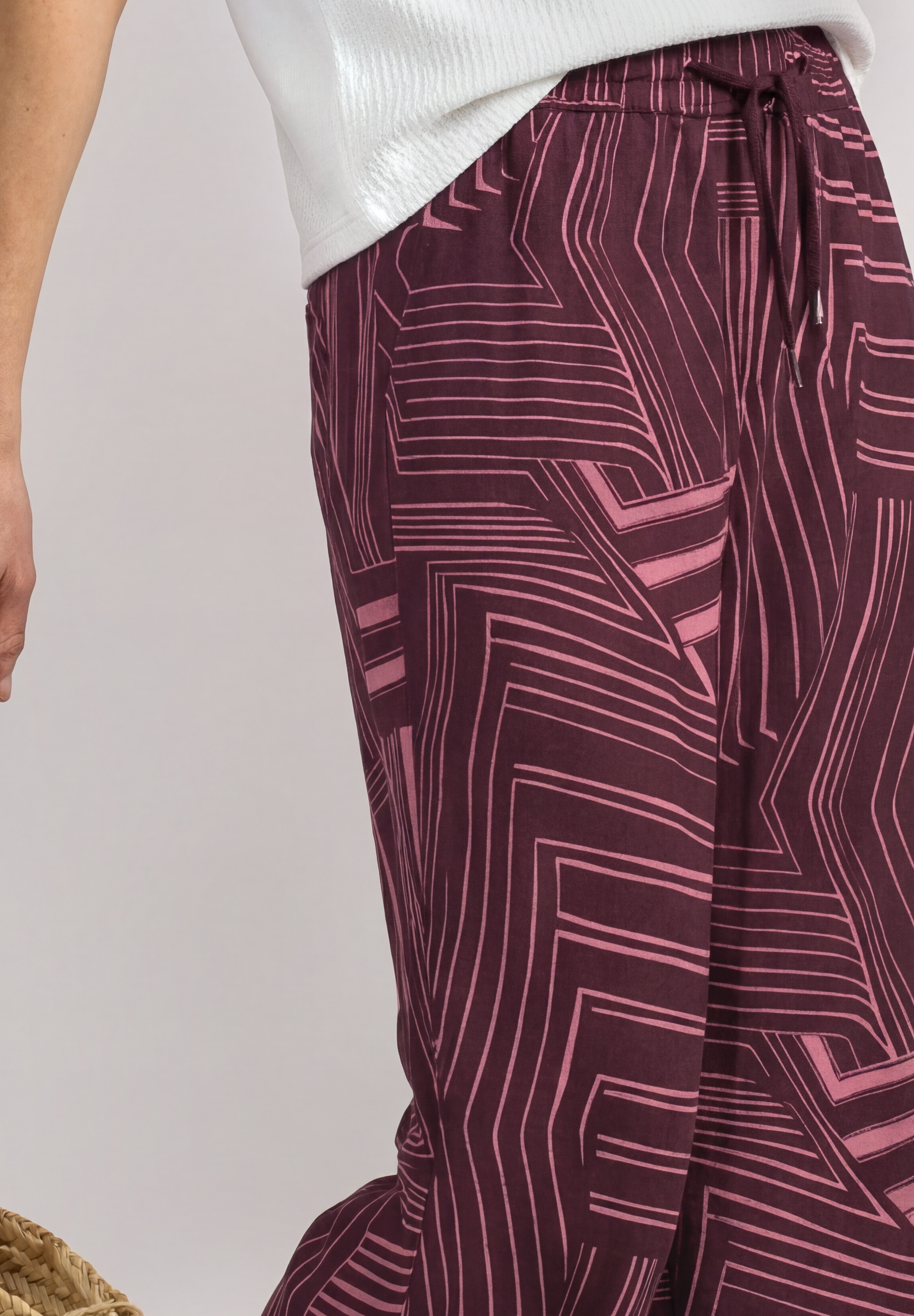 STREET ONE Culotte »Style Emee«  7/8 High Waist Culotte - Sommerhose -  mit Muster
