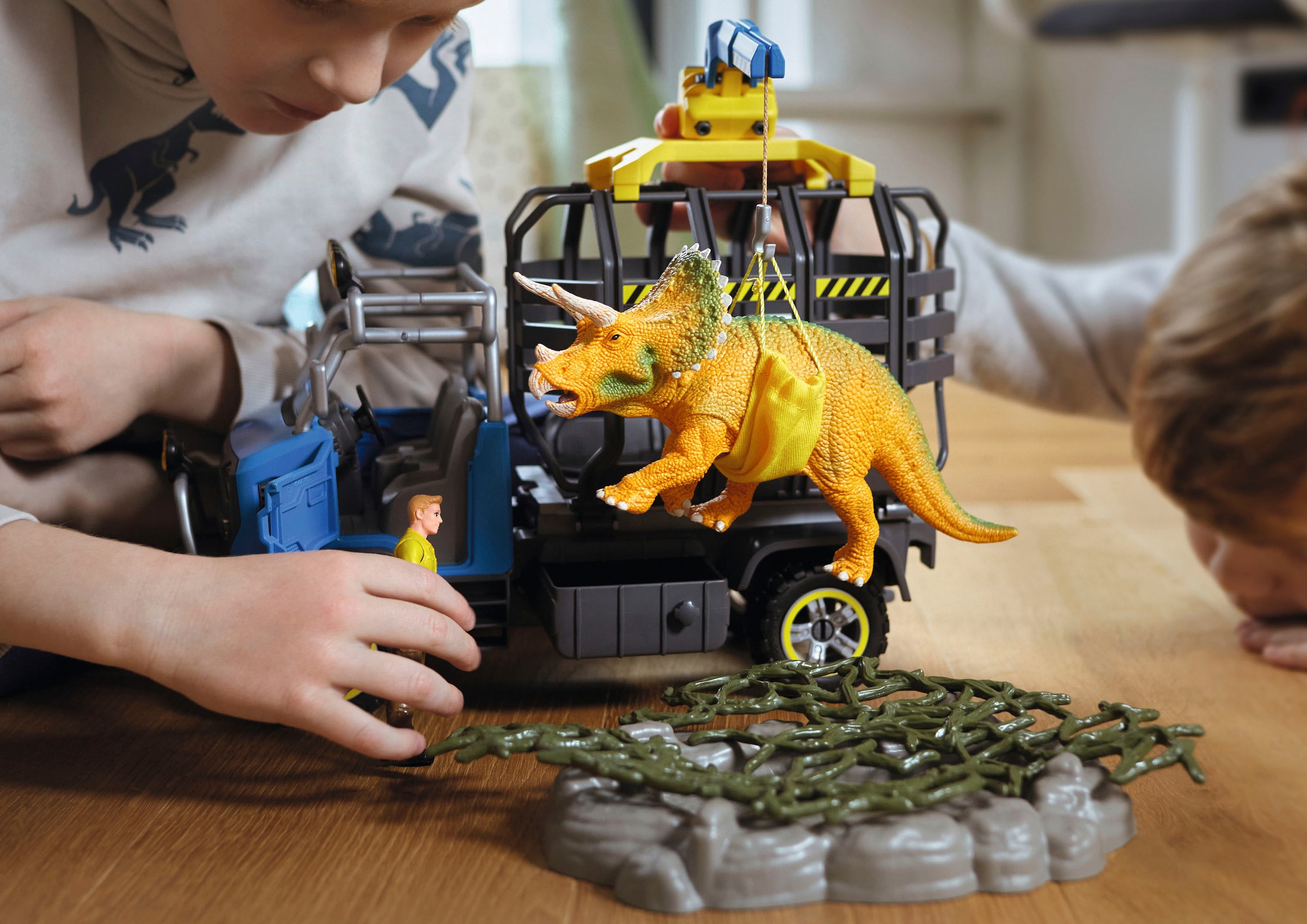 Schleich® Spielwelt »DINOSAURS, Dinosaurier Truck Mission (42565)«