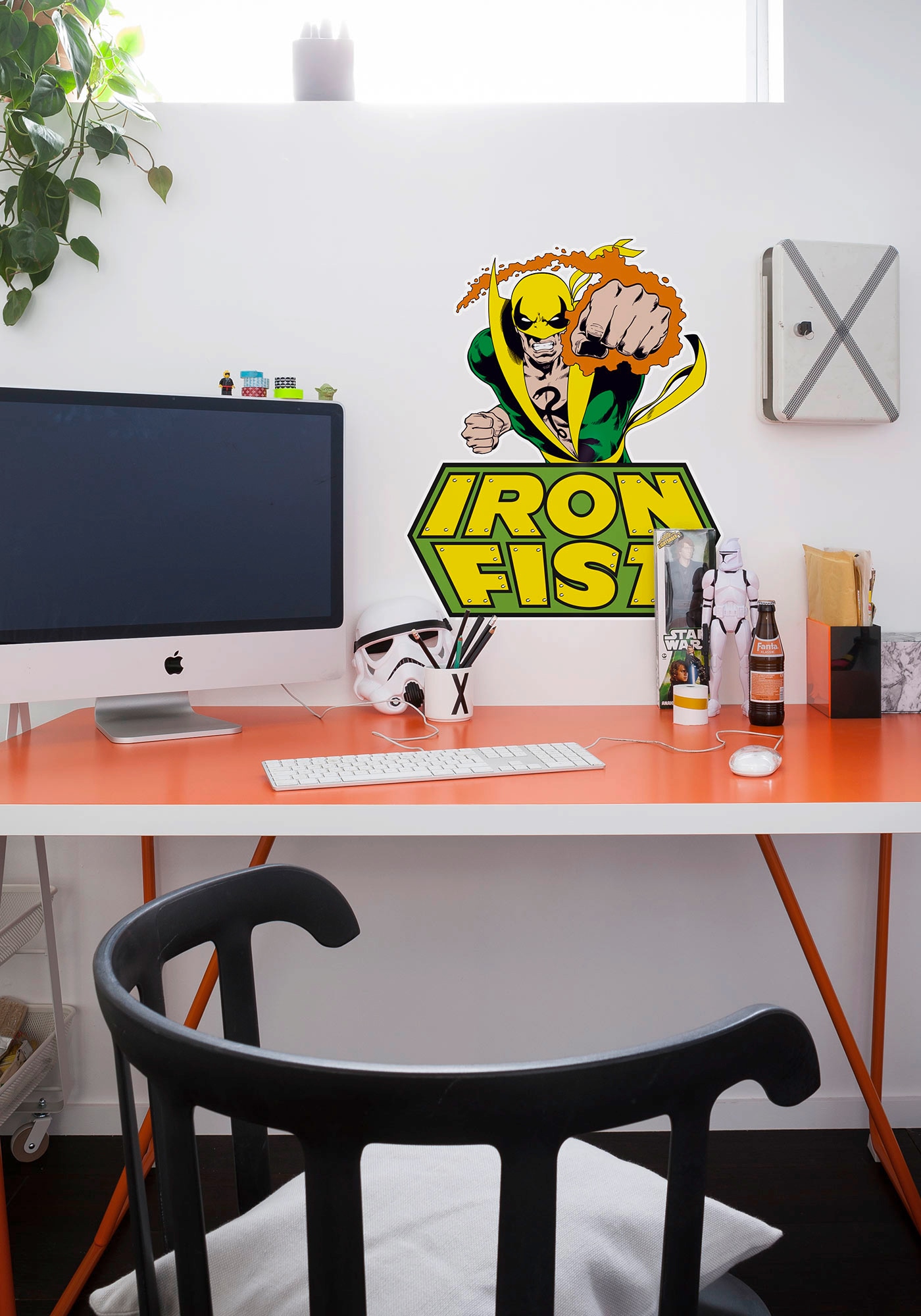 Komar Wandtattoo »Iron Fist Comic«, (1 St.), 50x70 cm (Breite x Höhe),  selbstklebendes Wandtattoo online kaufen | mit 3 Jahren XXL Garantie