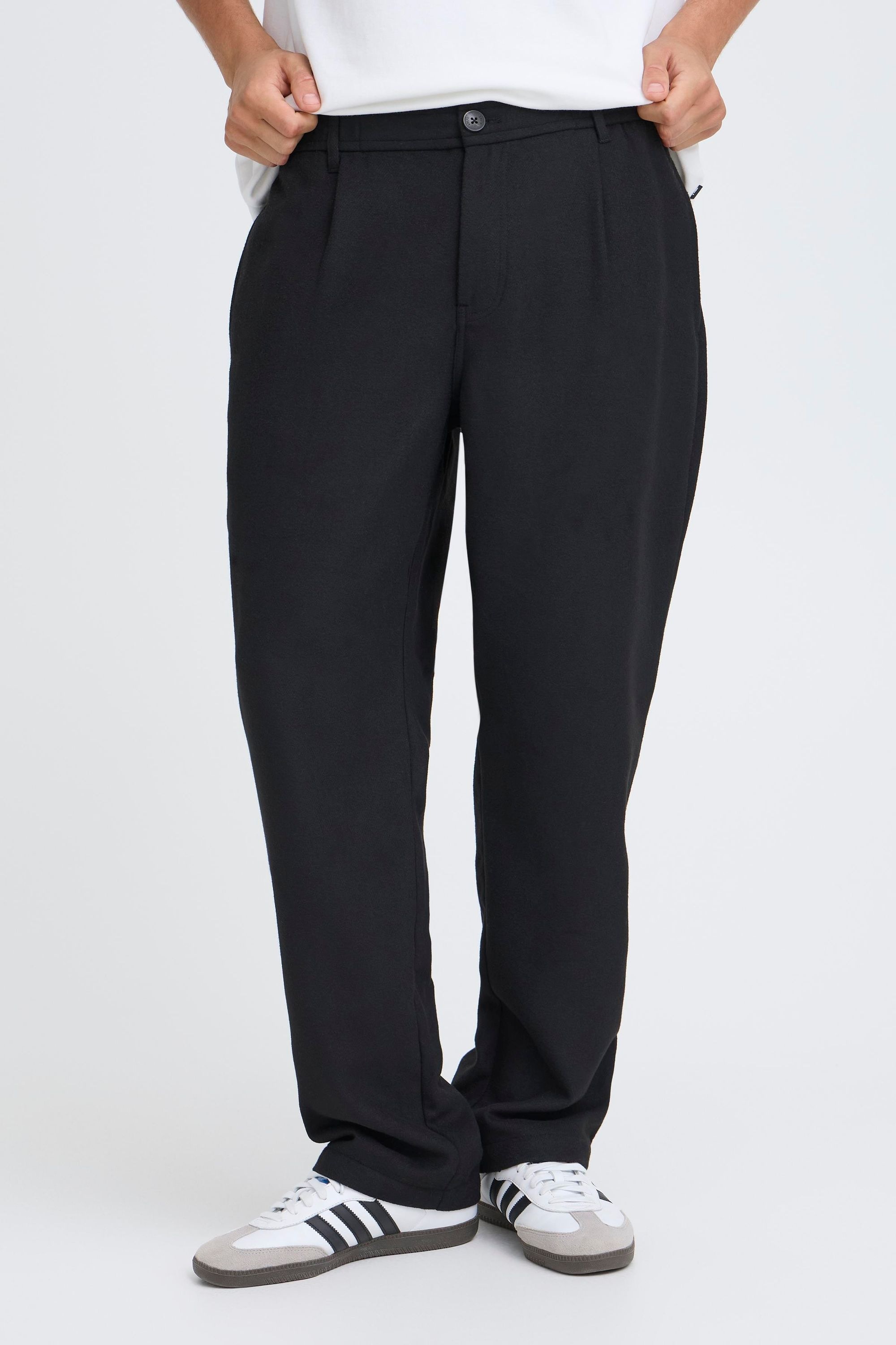 !Solid Chinohose »Chinohose SDLiam«