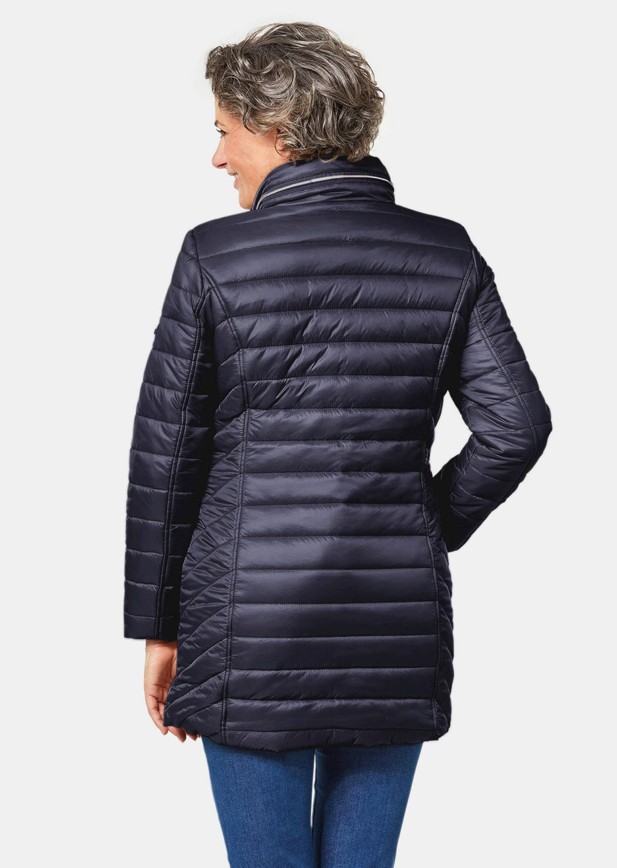 GOLDNER Kurzjacke »Longsteppjacke Figurschmeichelnde, leichte Longsteppjacke«