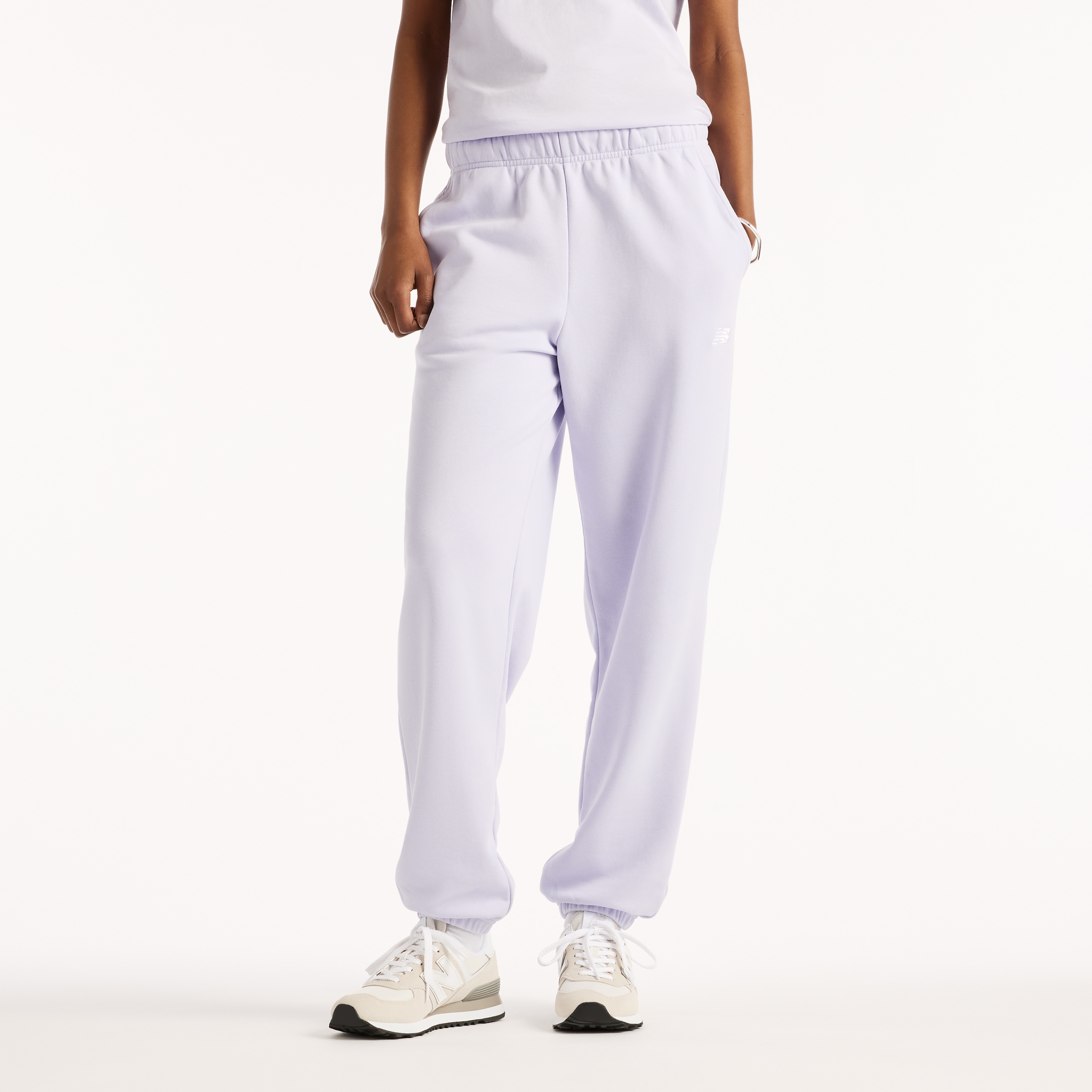 New Balance Jogginghose »SPORT ESSENTIALS FRENCH TERRY JOGGER«  lockere Passform, aus Baumwolle und Polyester