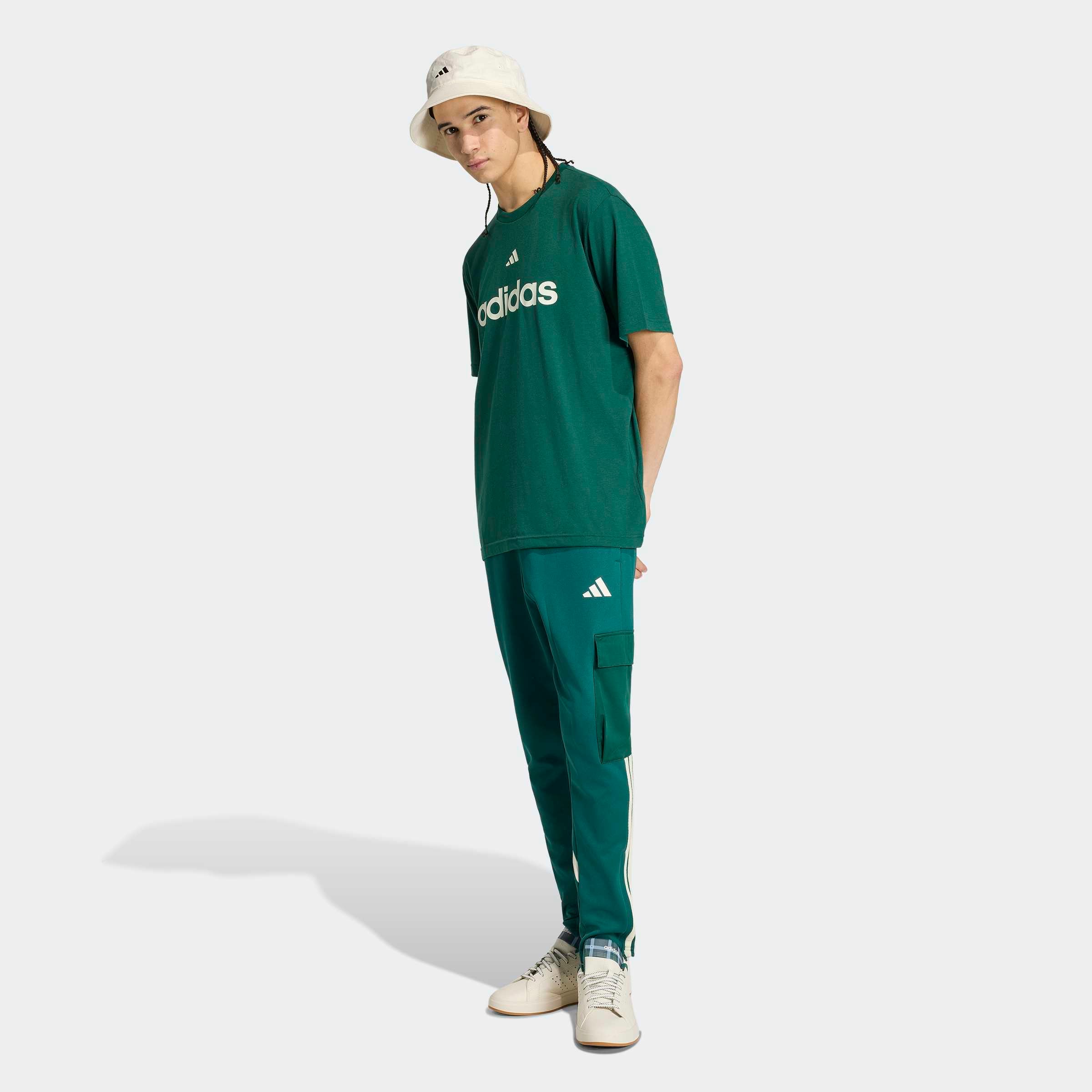 adidas Sportswear T-Shirt »HOUSE OF TIRO ALWAYS ON GRAFIK« mit Rundhalsausschnitt, ohne Verschluss, normale Länge