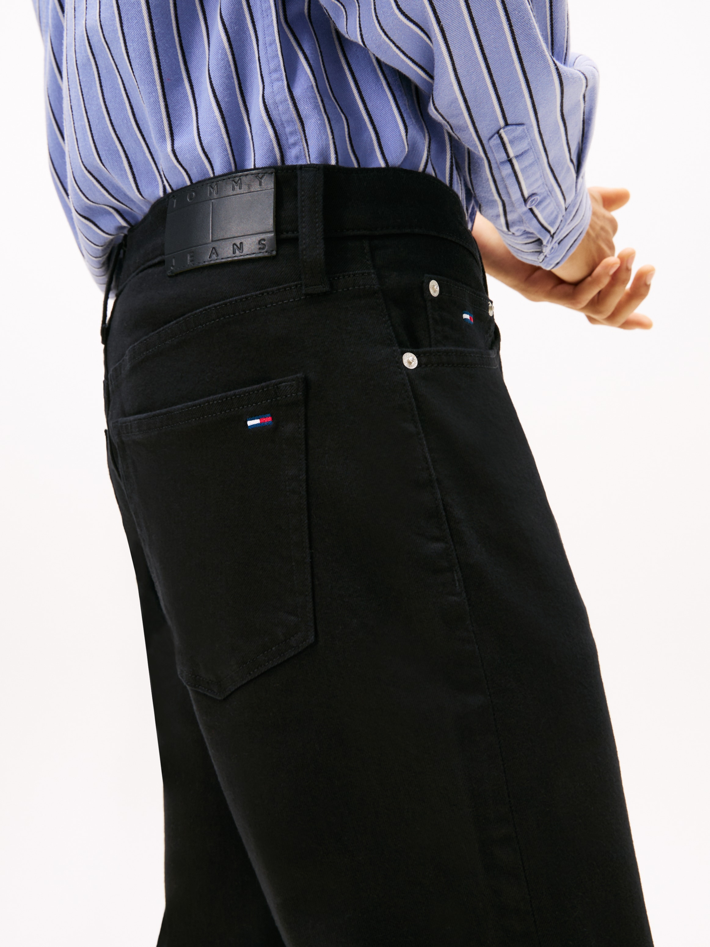 Tommy Jeans Regular-fit-Jeans »SONNY« Tapered Leg, mit Fade-Effekten