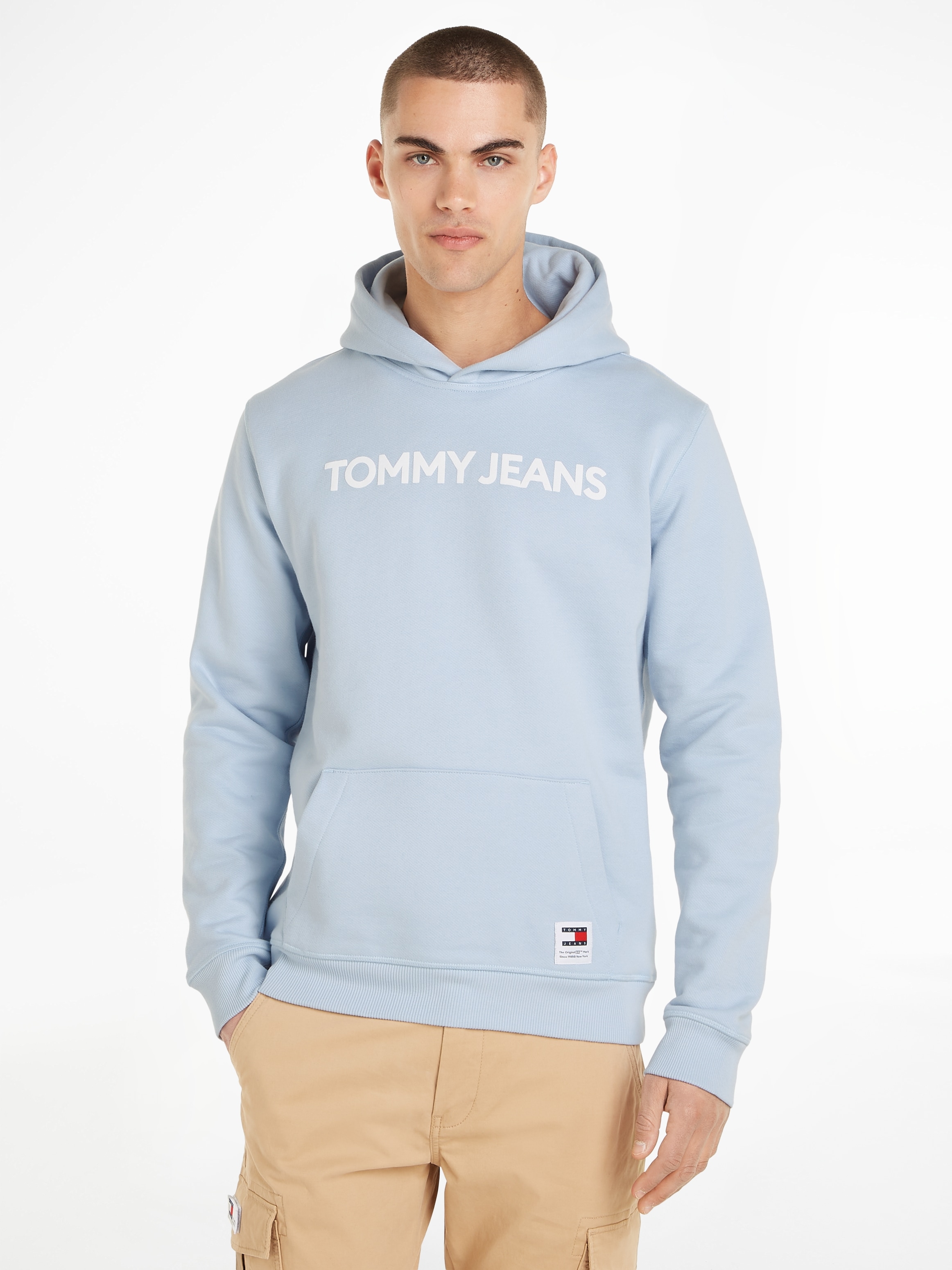 Kapuzensweatshirt »TJM REG BOLD CLASSICS HOODIE EXT«, mit Logodruck auf der Brust