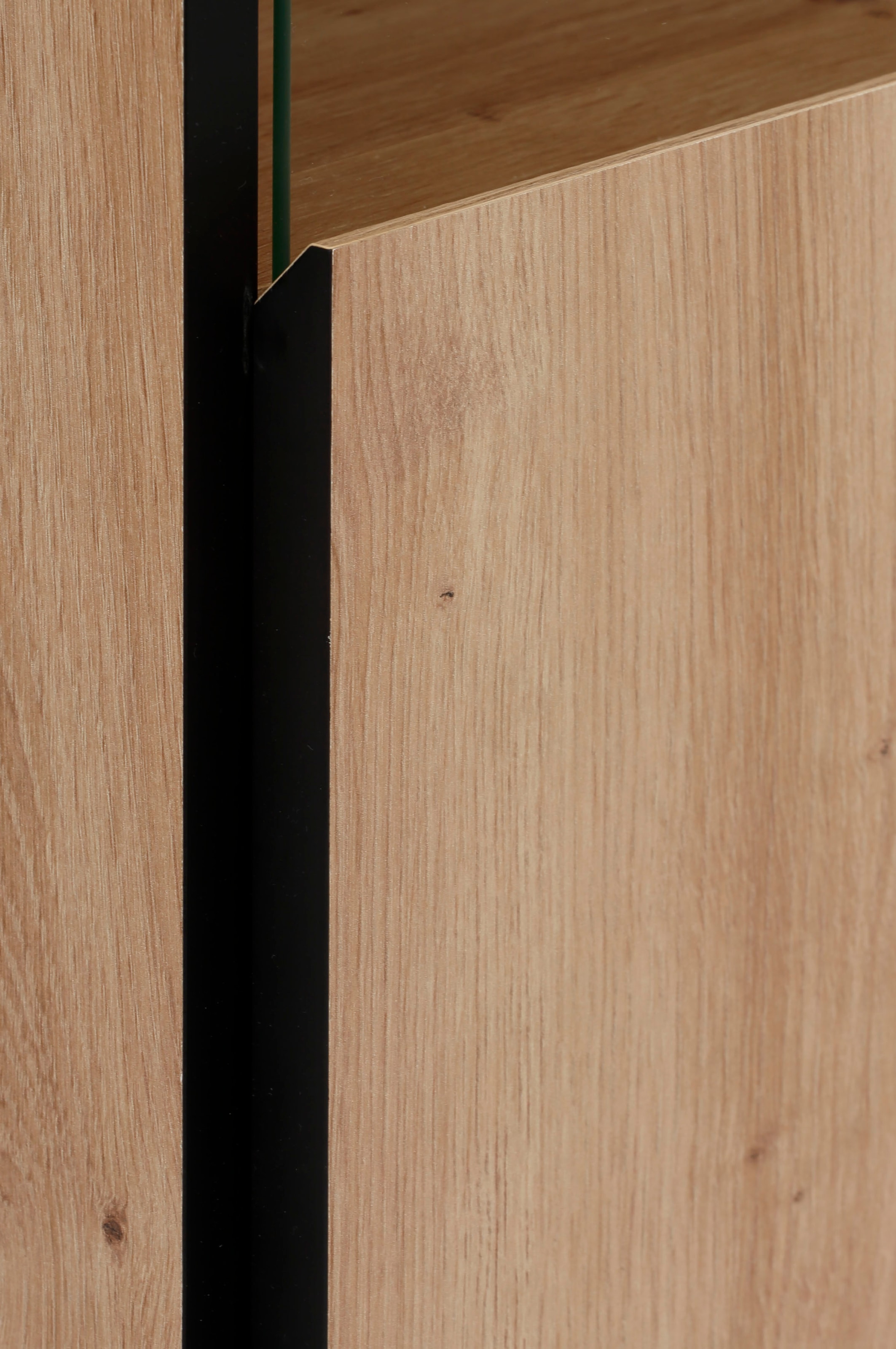 HELA Vitrine »Ariana«, mit angeschrägten Griffmulden, Höhe 195 cm bequem  kaufen | Vitrinenschränke