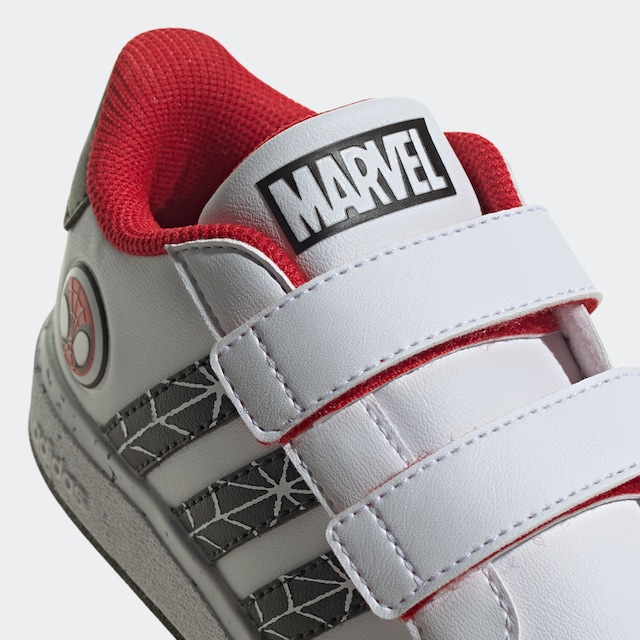 adidas Sportswear Sneaker »ADIDAS GRAND COURT X MARVEL SPIDER-MAN KIDS«,  Design auf den Spuren des adidas Superstar bei ♕