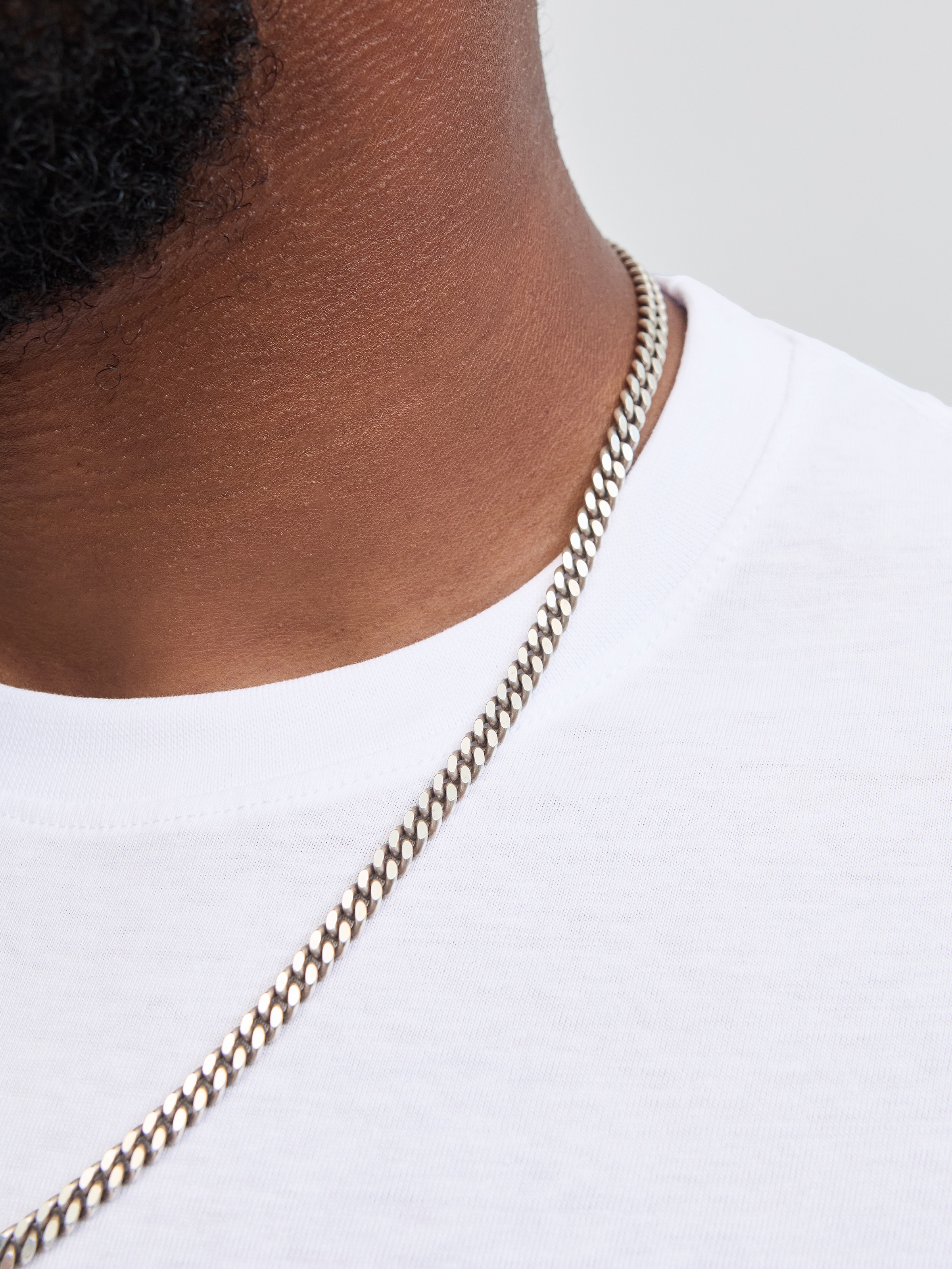 Jack & Jones PlusSize T-Shirt »JJESOHO TEE SS CREW NECK NOOS PLS«, mit Logobranding