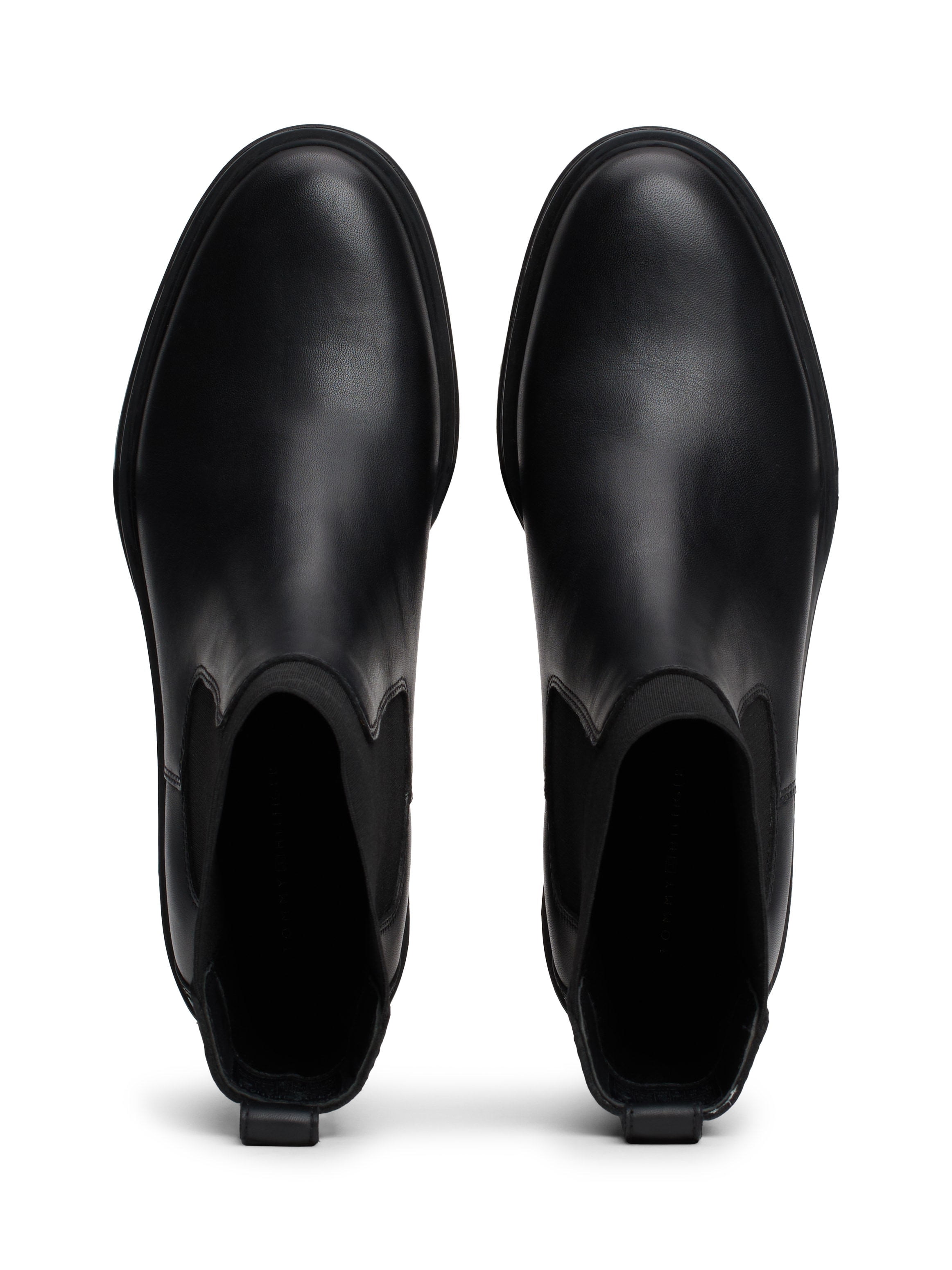 Tommy Hilfiger Chelseaboots »FLAG MID HEEL LEATHER CHELSEA«, Blockabsatz, Stiefelette, Schlupfboots mit seitlicher Logoflag
