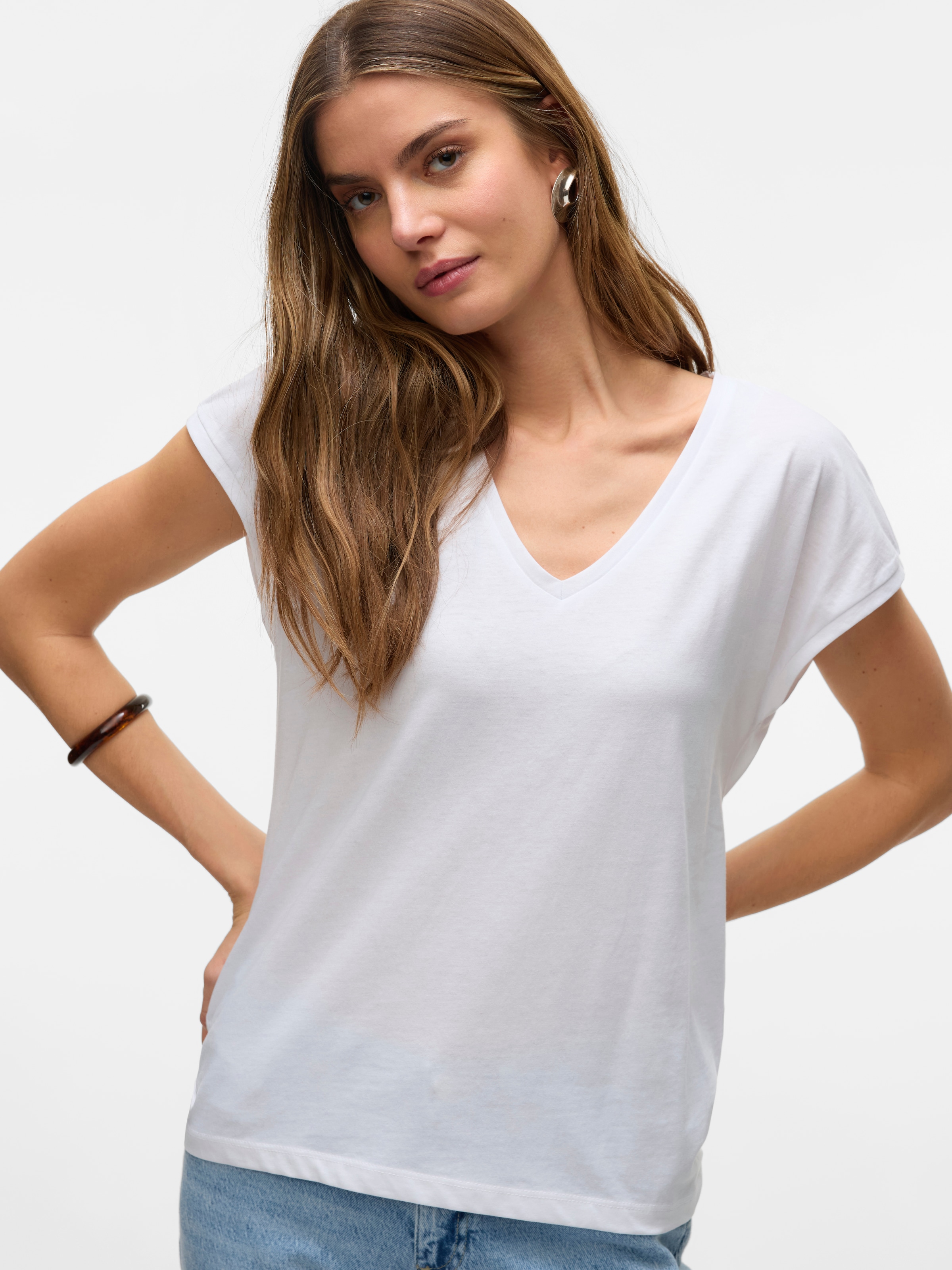 Vero Moda Kurzarmshirt »VMLUNA SS V-NECK TEE JRS NOOS«