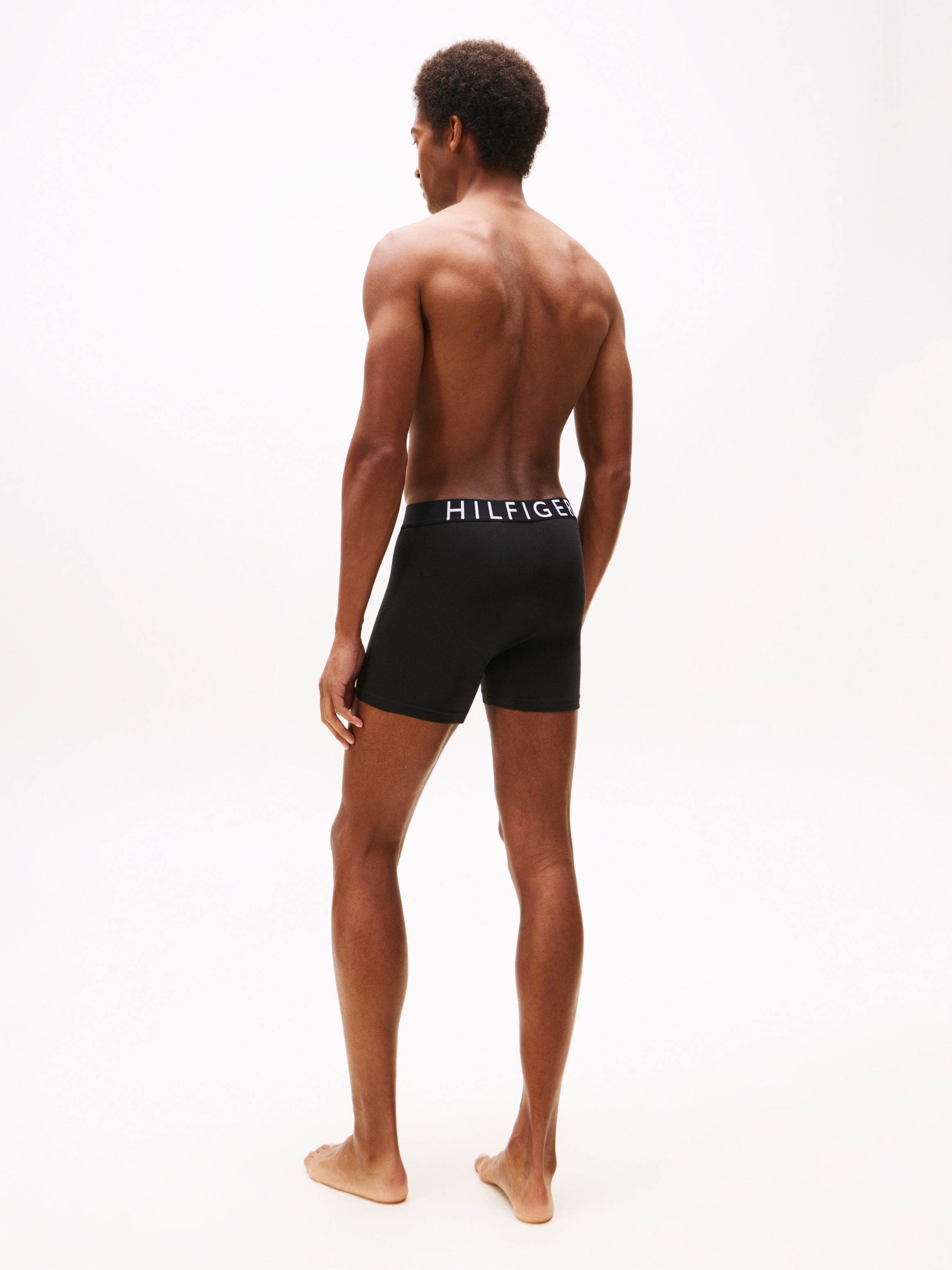 Tommy Hilfiger Underwear Trunk »3P BOXER BRIEF mit Kontrast-Logo-Taillenbund«, (3 St.), langes Bein, körpernahe Form