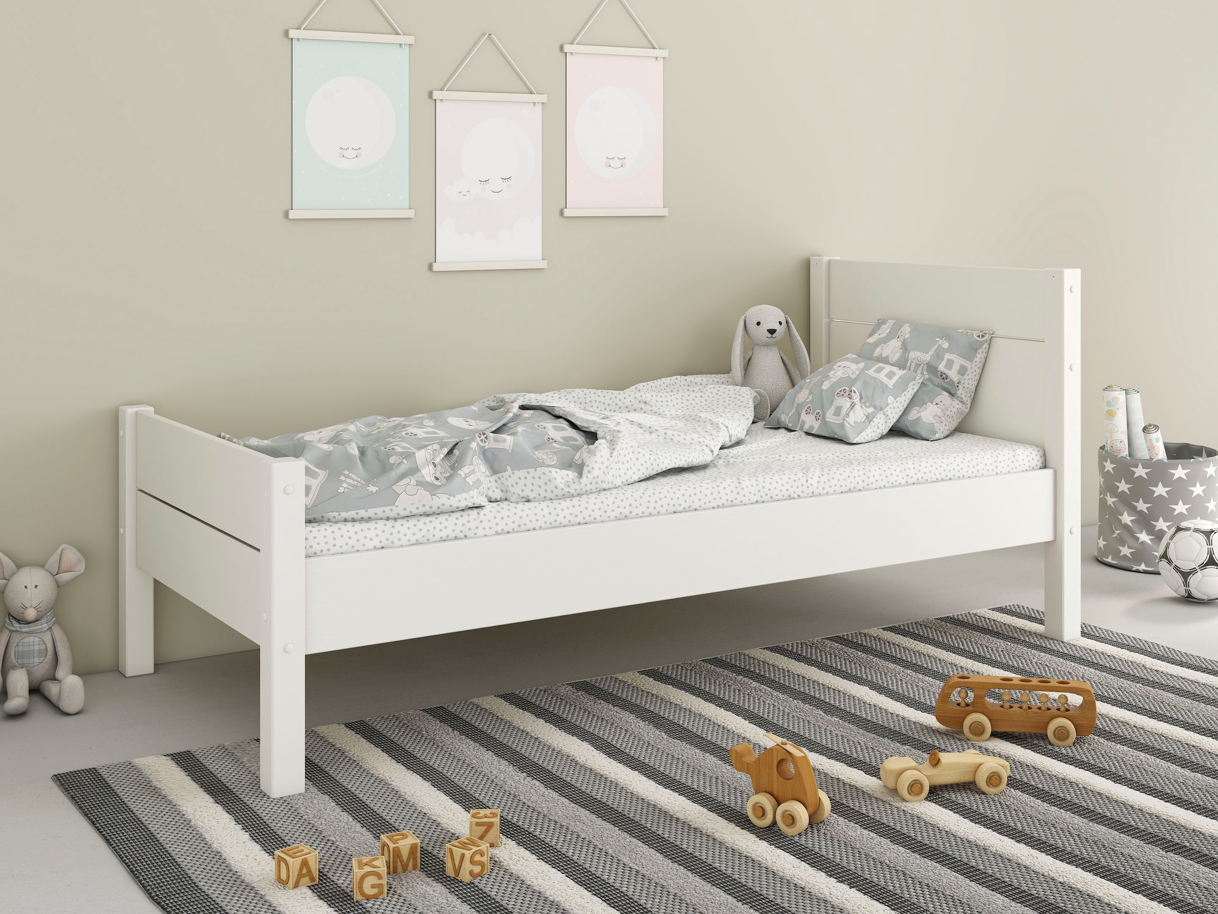 Home affaire Einzelbett »"ATSU ", ideal für Kinderzimmer«, zertifiziertes Massivholz (Kiefer), schlichtes Skandi-Design