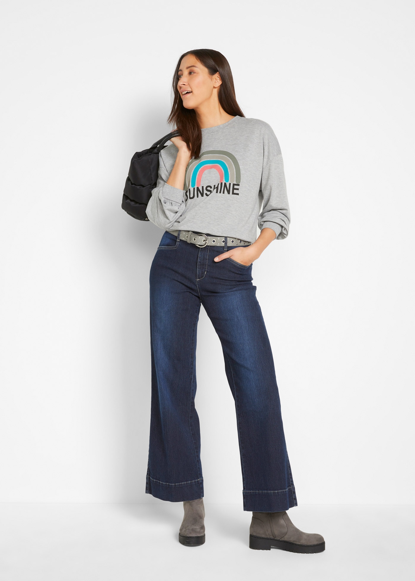 bonprix »Wide Leg Jeans Mid Waist, Stretch« Loose Fit Passform, mit Five-Pocket Style, leicht ausgestelltes Bein