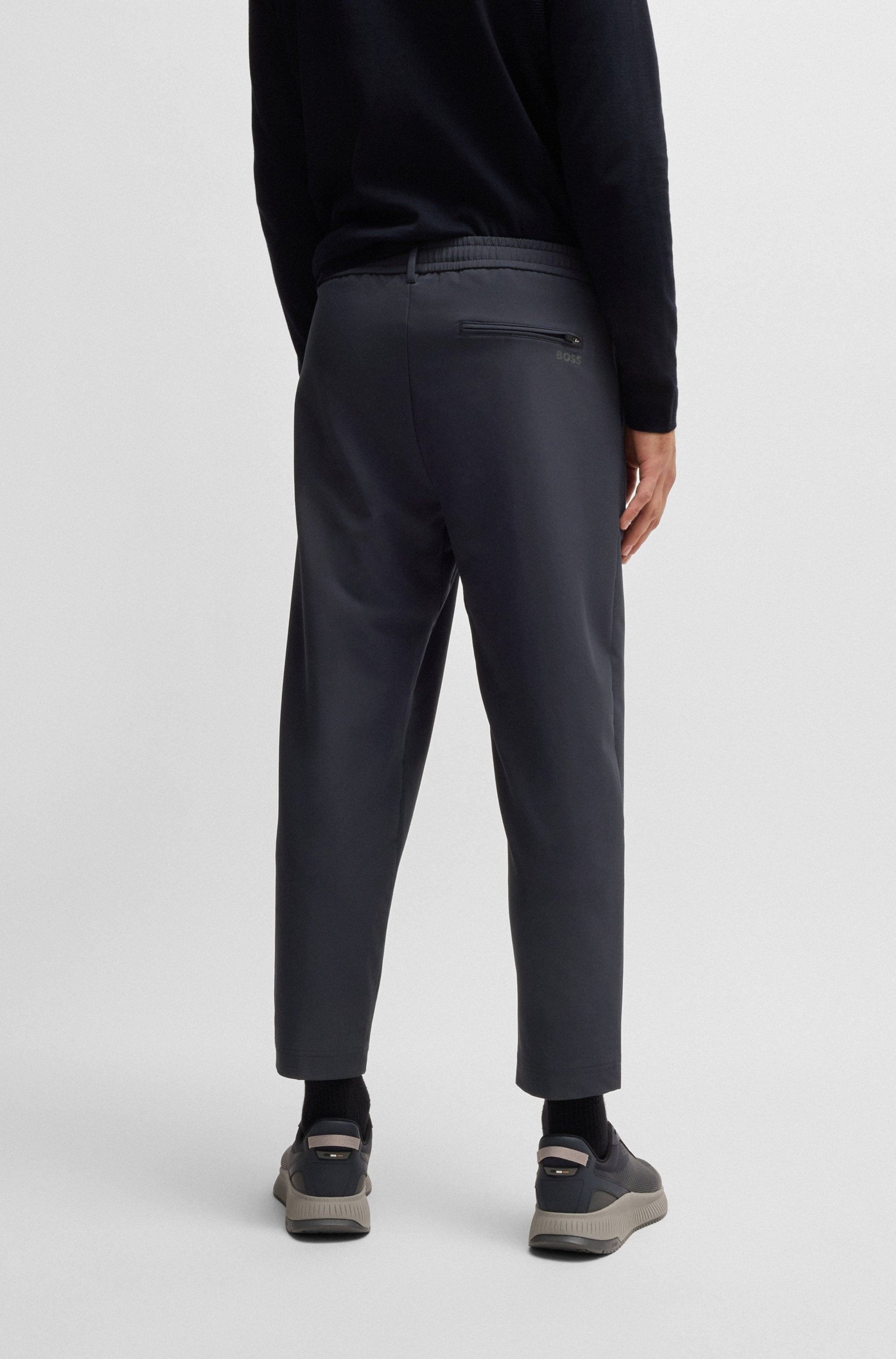 BOSS GREEN Webhose »T_Convert-Pleat«, mit Zugbund und Markenlabel