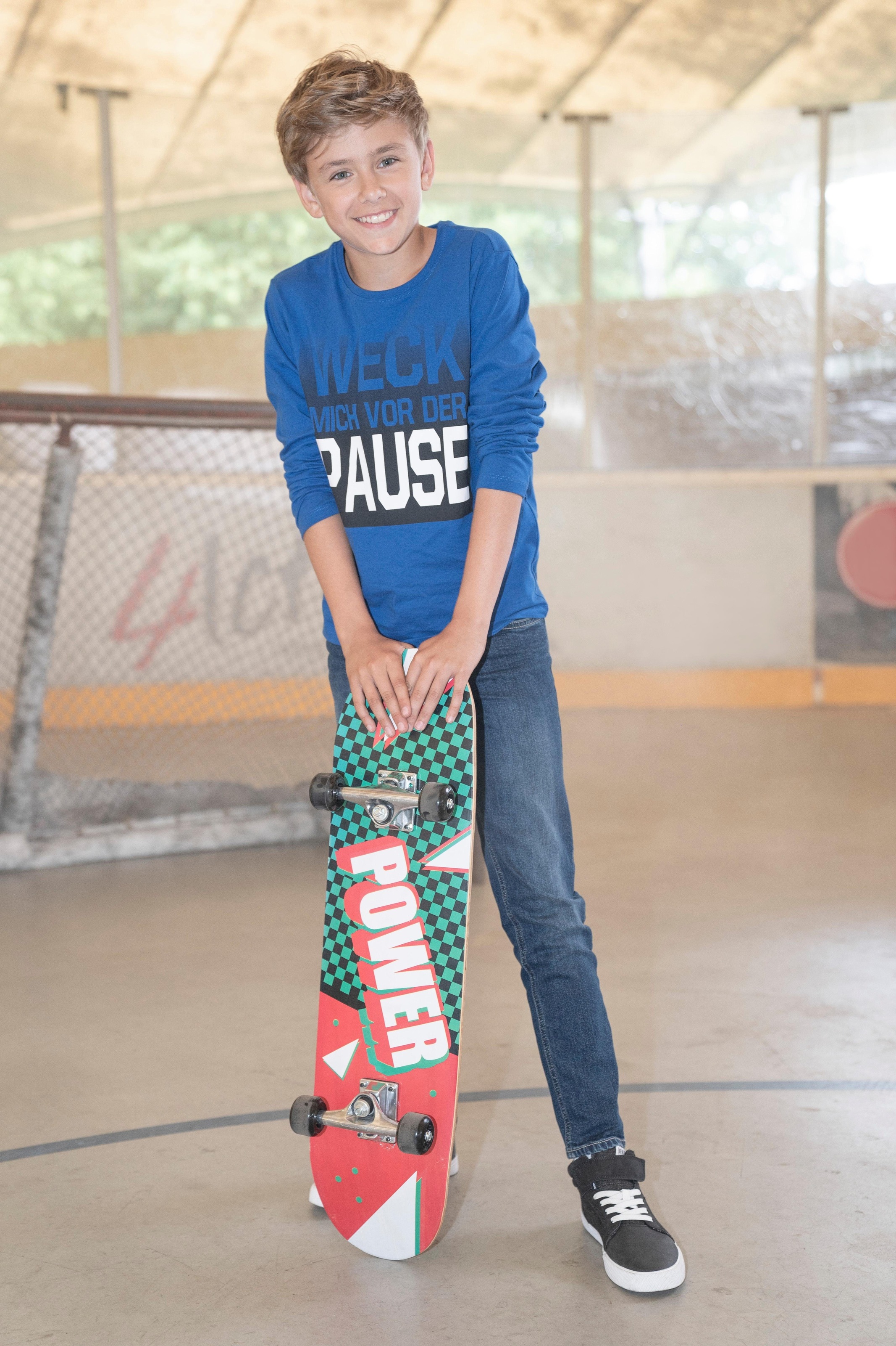 KIDSWORLD Stretch-Jeans », Basic-Jeans für Jungen«, Regular Fit, schmale Beinform, mit verstellbarem Gummizug