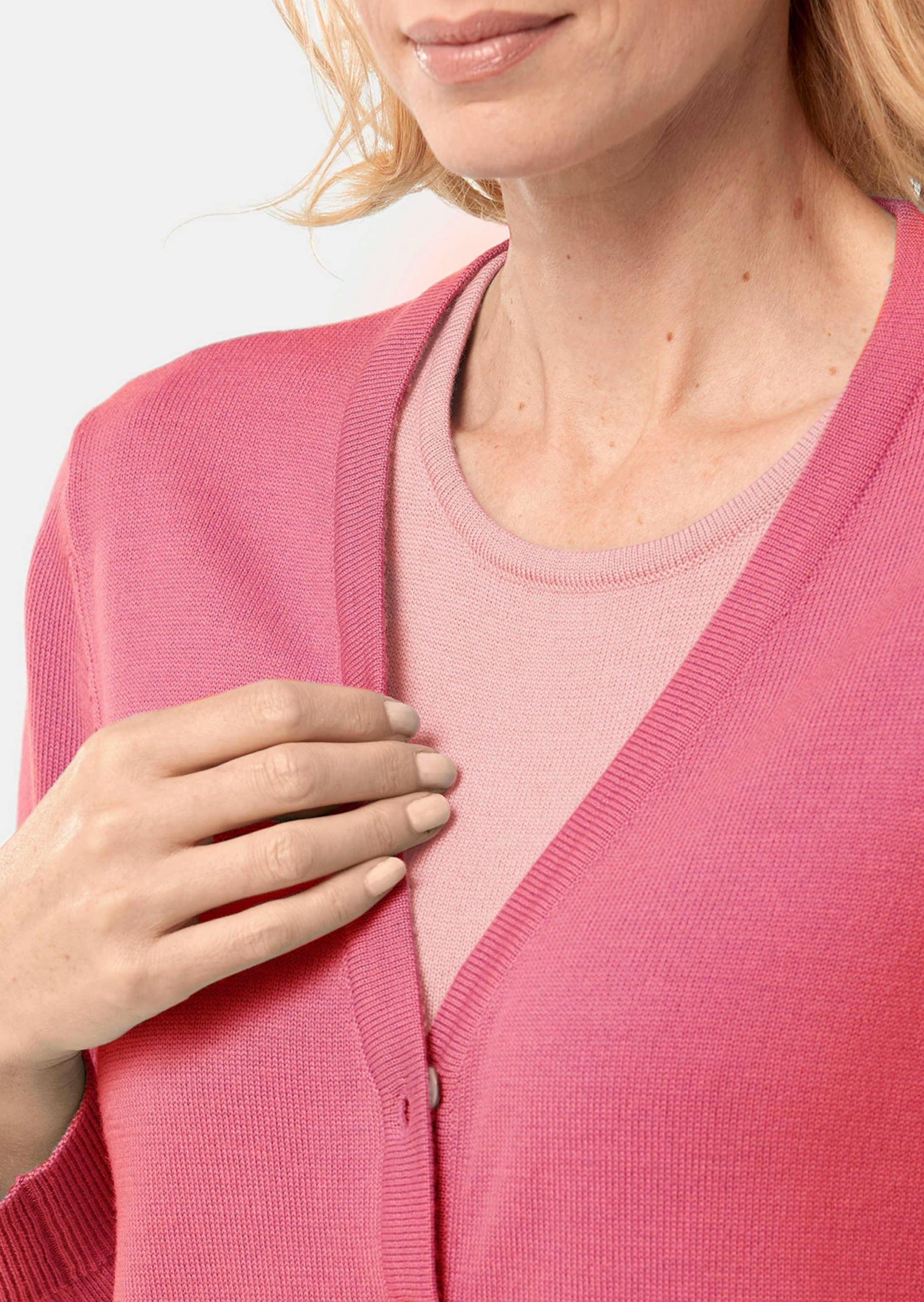 GOLDNER Strickjacke »Kurzgröße Uni Merino-Cardigan Langarm« Rippenbündchen