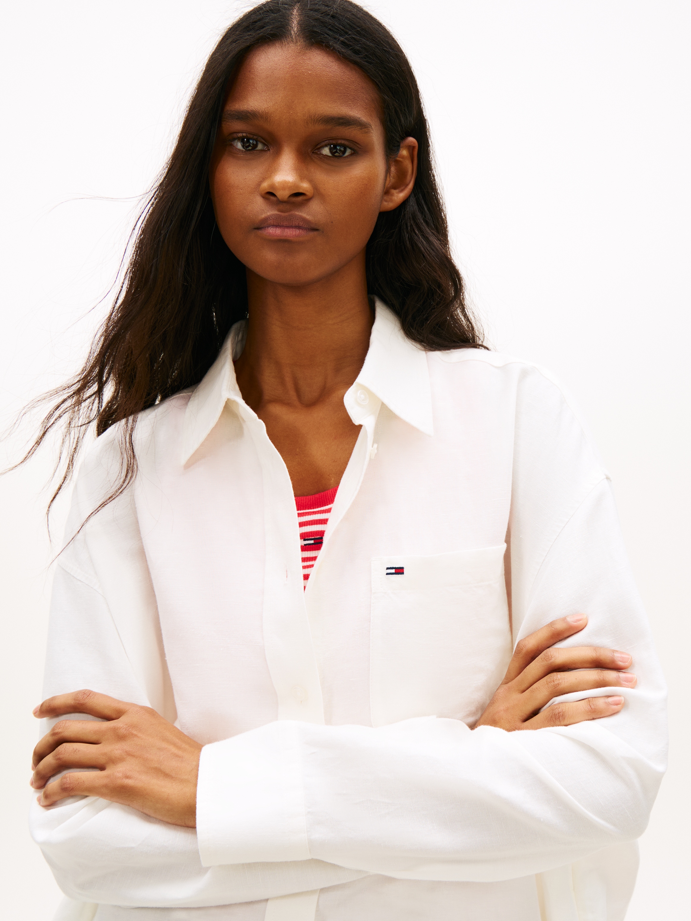 Tommy Jeans Hemdblusenkleid »TJW LINEN SHIRT DRESS EXT« Brusttasche | Eingrifftaschen Oversized, mit Knopfleiste