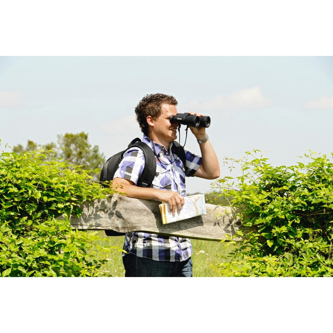 Hama Fernglas »Fernglas für eine scharfe Weitsicht, 10x50 mm, mit Stativanschluss« Robustes Gehäuse, Ideal für Reise, Sport, Freizeit, Dioptrinausgleich