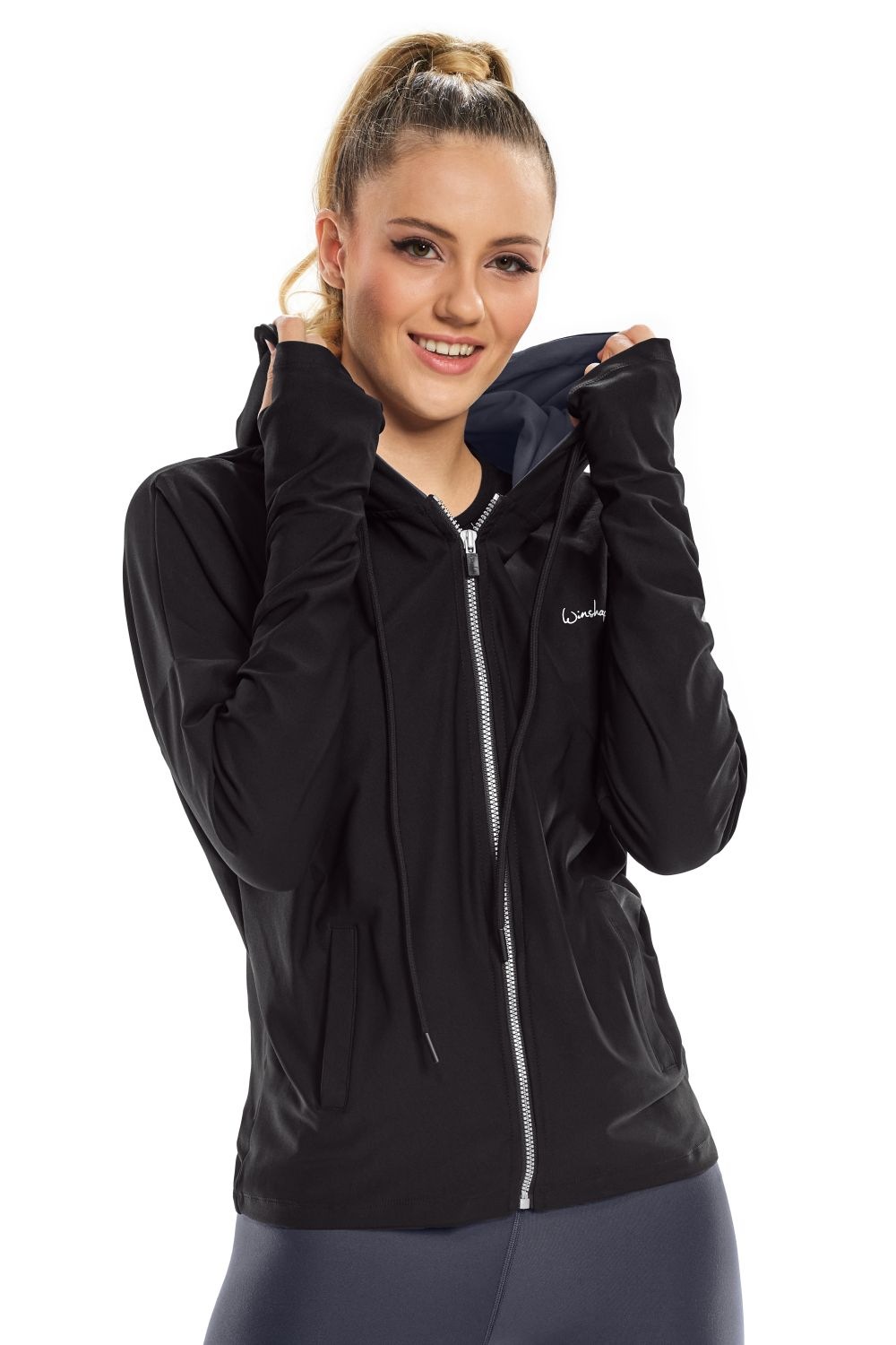 Winshape Trainingsjacke »Functional Comfort Jacket J008C«, mit Ton-in-Ton-Farbakzent