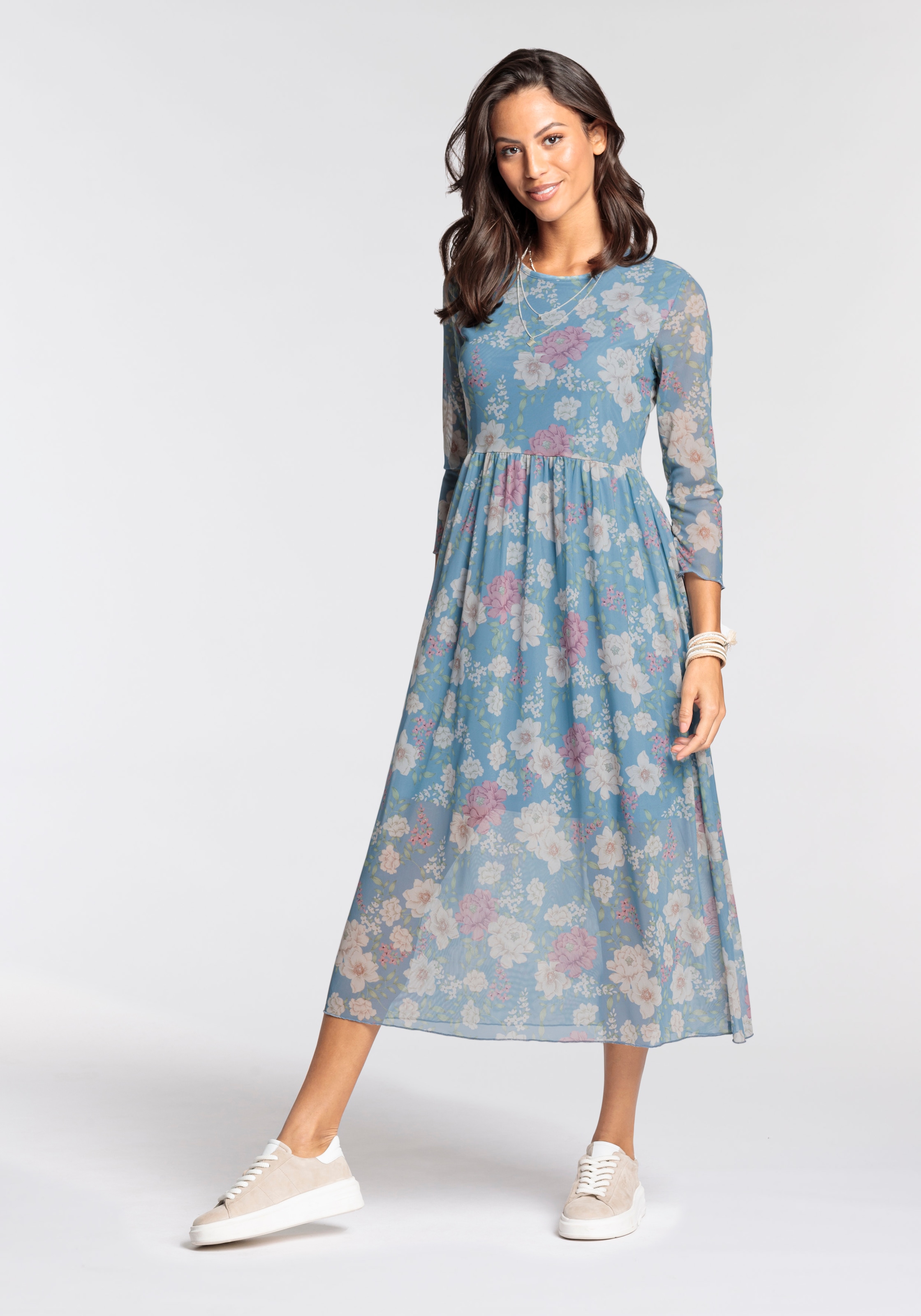Laura Scott Meshkleid, wadenlang, ausgestellt, aus Mesh, 3/4-Ärmel