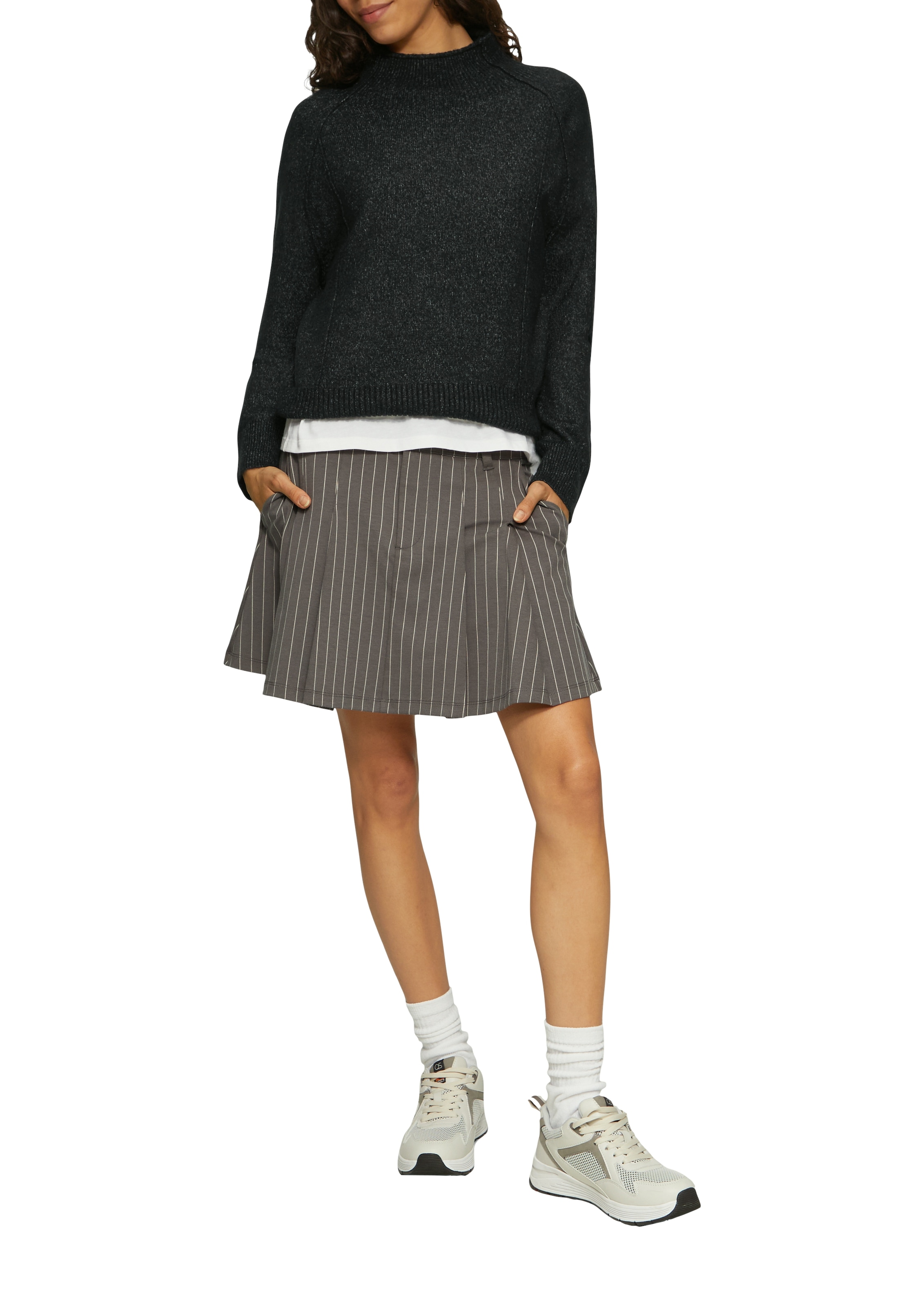 QS Stehkragenpullover, mit Ziernähten