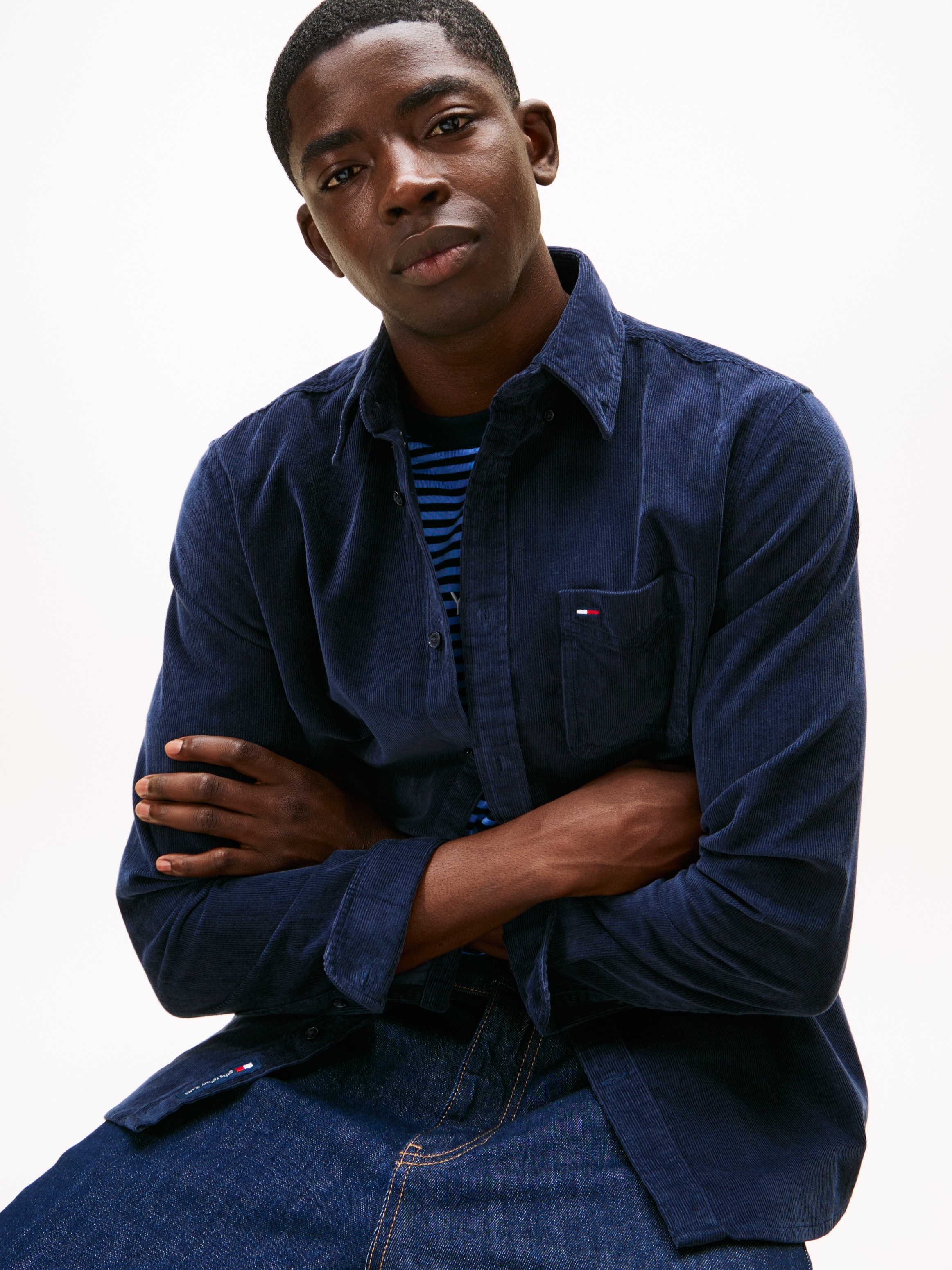 Tommy Jeans Langarmhemd »TJM BABY CORD« Kentkragen, regular fit