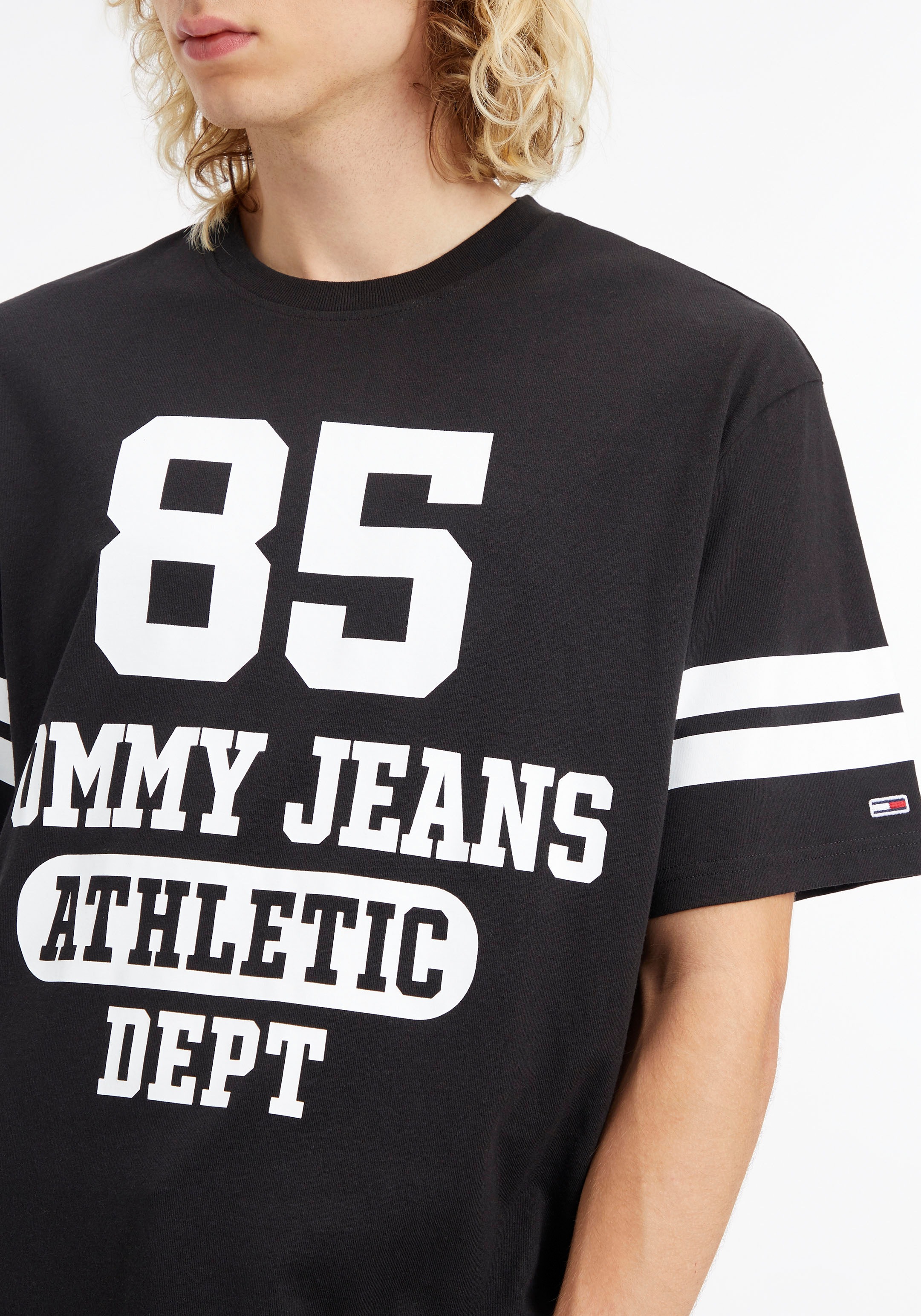 Tommy Jeans T-Shirt »TJM SKATER COLLEGE 85 LOGO« bei ♕ | T-Shirts