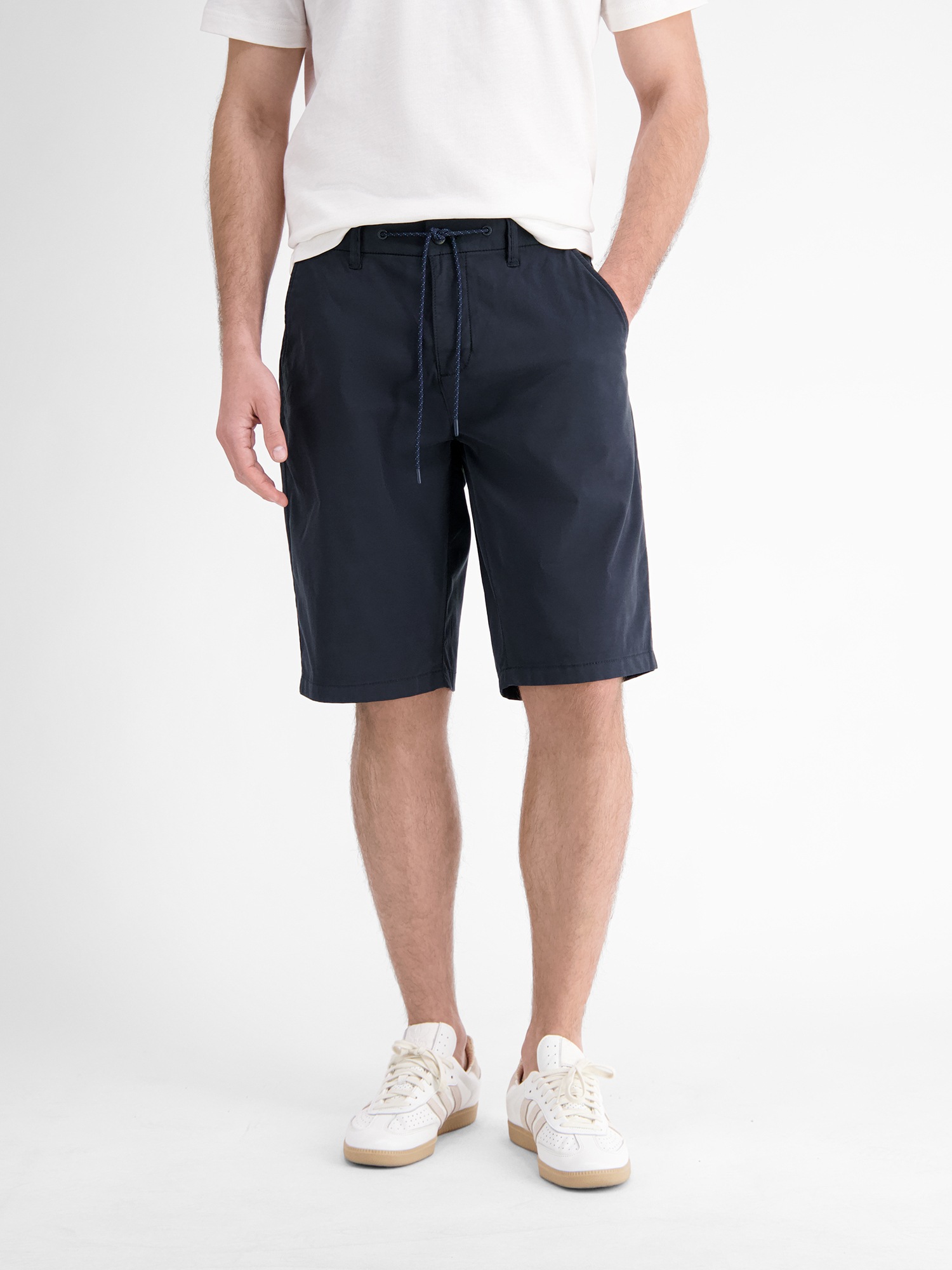 LERROS Bermudas »LERROS Chino-Bermuda, ultra leicht und schnelltrocknend«