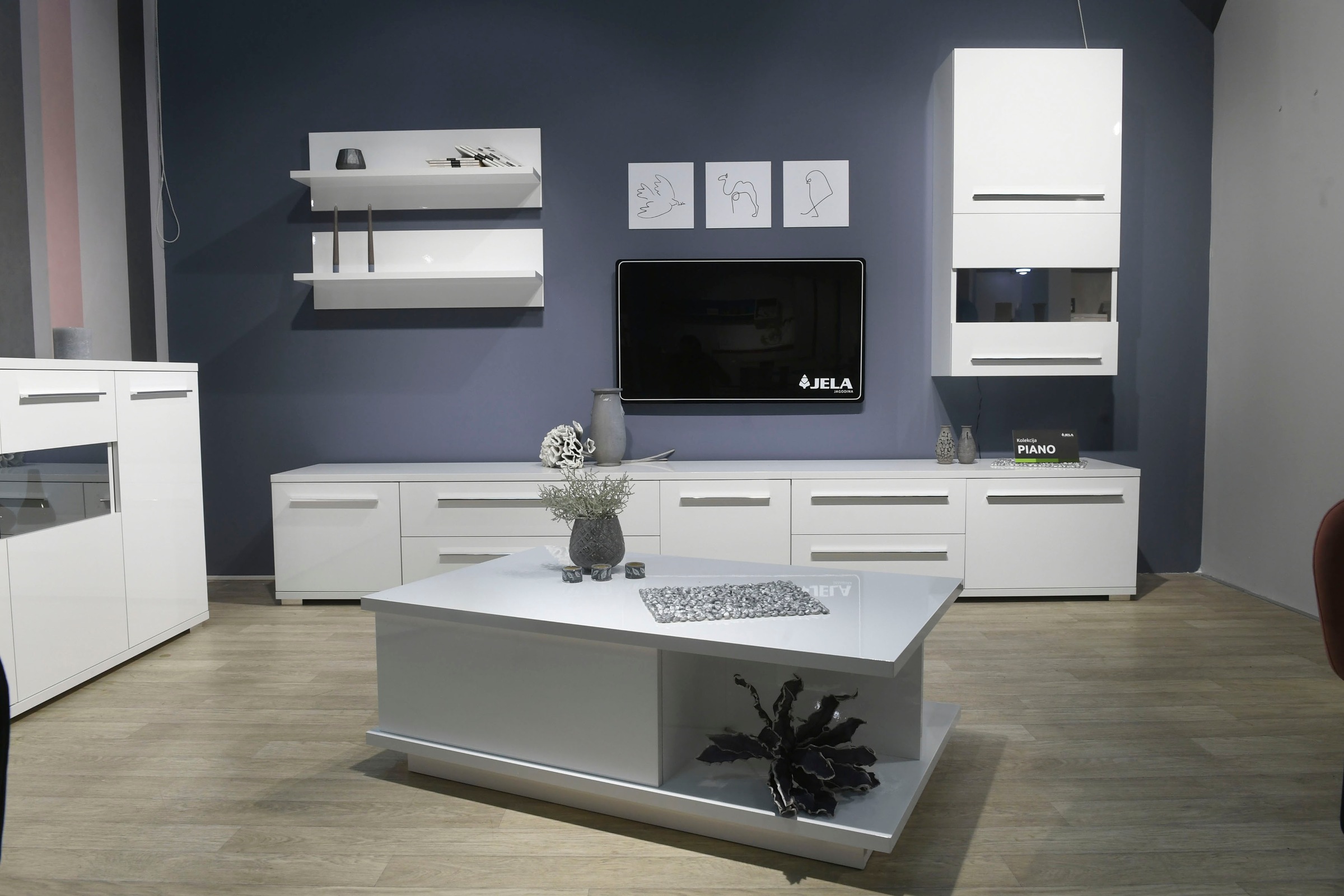 Places of Style Lowboard »Piano TV-Kommode Breiten 165 und 180 cm Soft-Close-Funktion«, Hochglanz UV-lackiert, Br 180 cm mit versch. Tür- und Schubkastenmaße