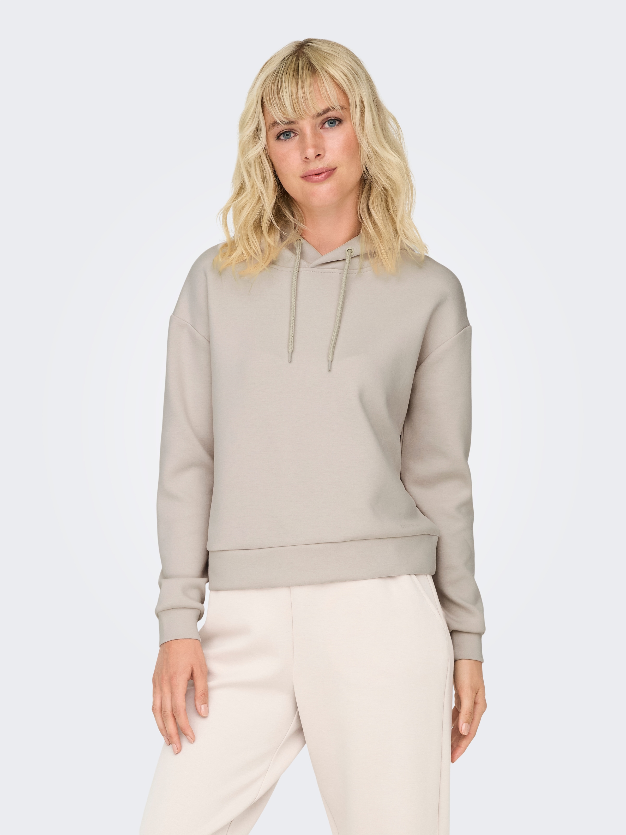 ONLY Play »ONPLOUNGE LS HOOD SWEAT - NOOS«
