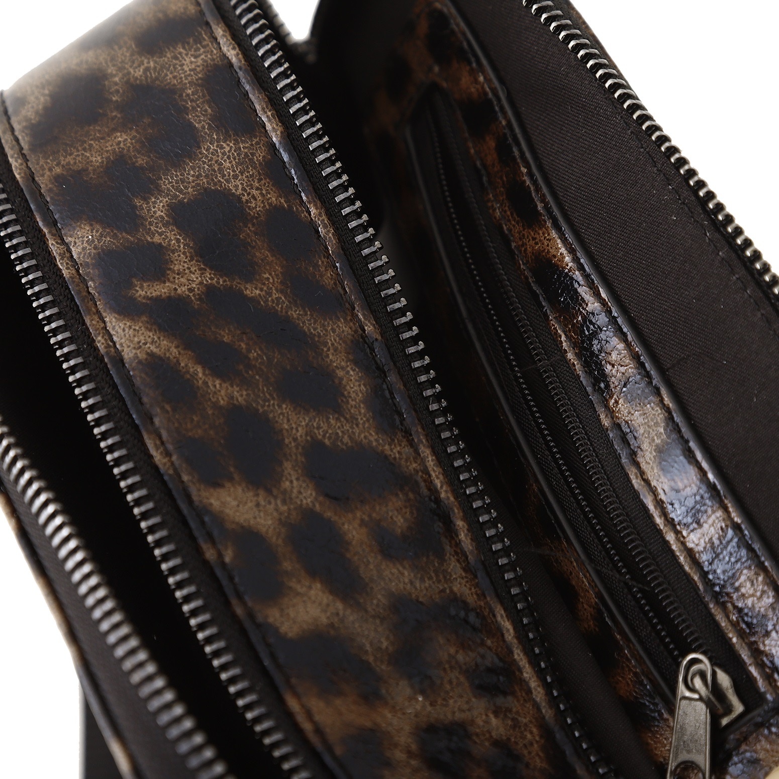 MARCO TOZZI Umhängetasche, Damen Schultertasche, Kamerabag, Minibag im ansgesagten Leo-Look