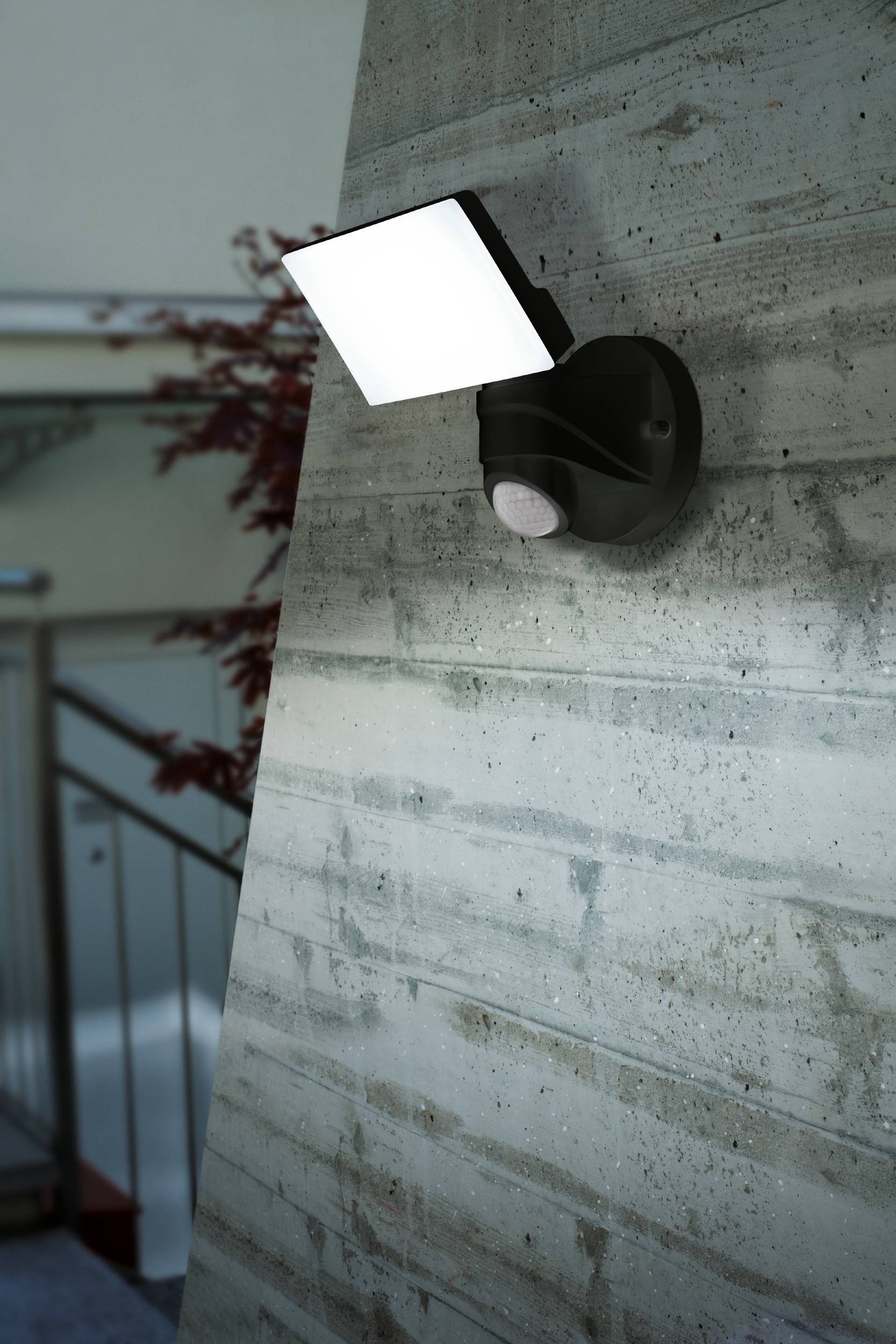 EGLO Wandleuchte »Pagino Außen-Wandlampe, Außenleuchte, Kunststoff,  IP44, Außenstrahler« LED-Modul 1 Stk. Kaltweiß Wand-/Deckenleuchte - L18 x H26 x AL16 cm - schwarz - 11,5W inkl.