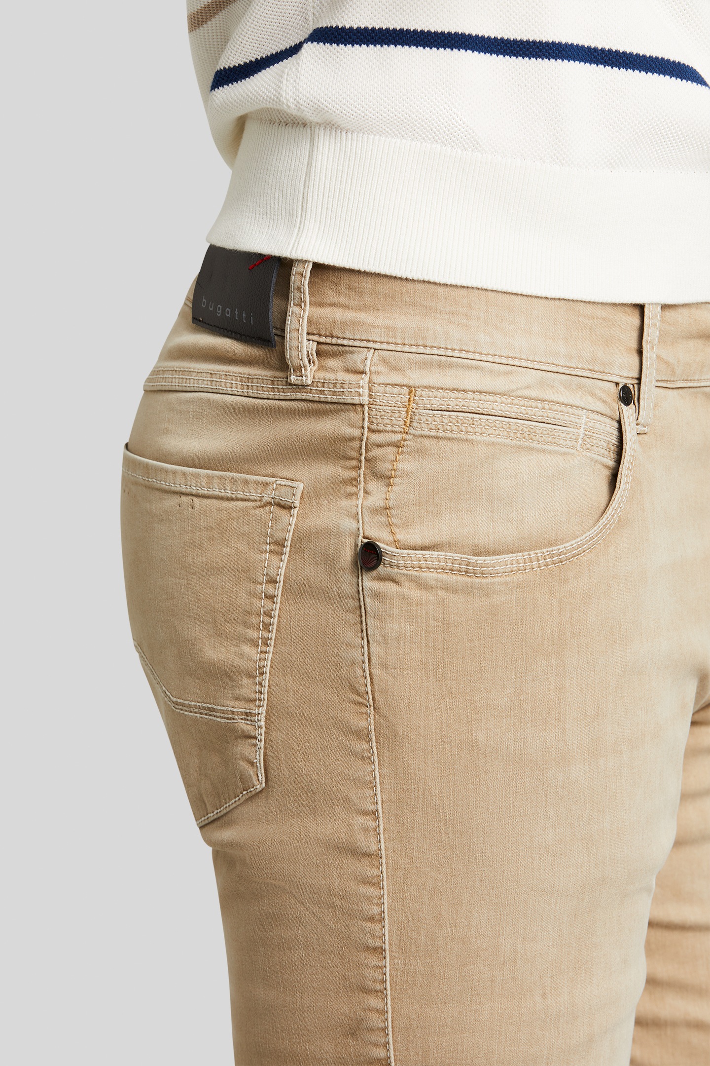 bugatti 5-Pocket-Jeans, mit high performance Stretch bei ♕