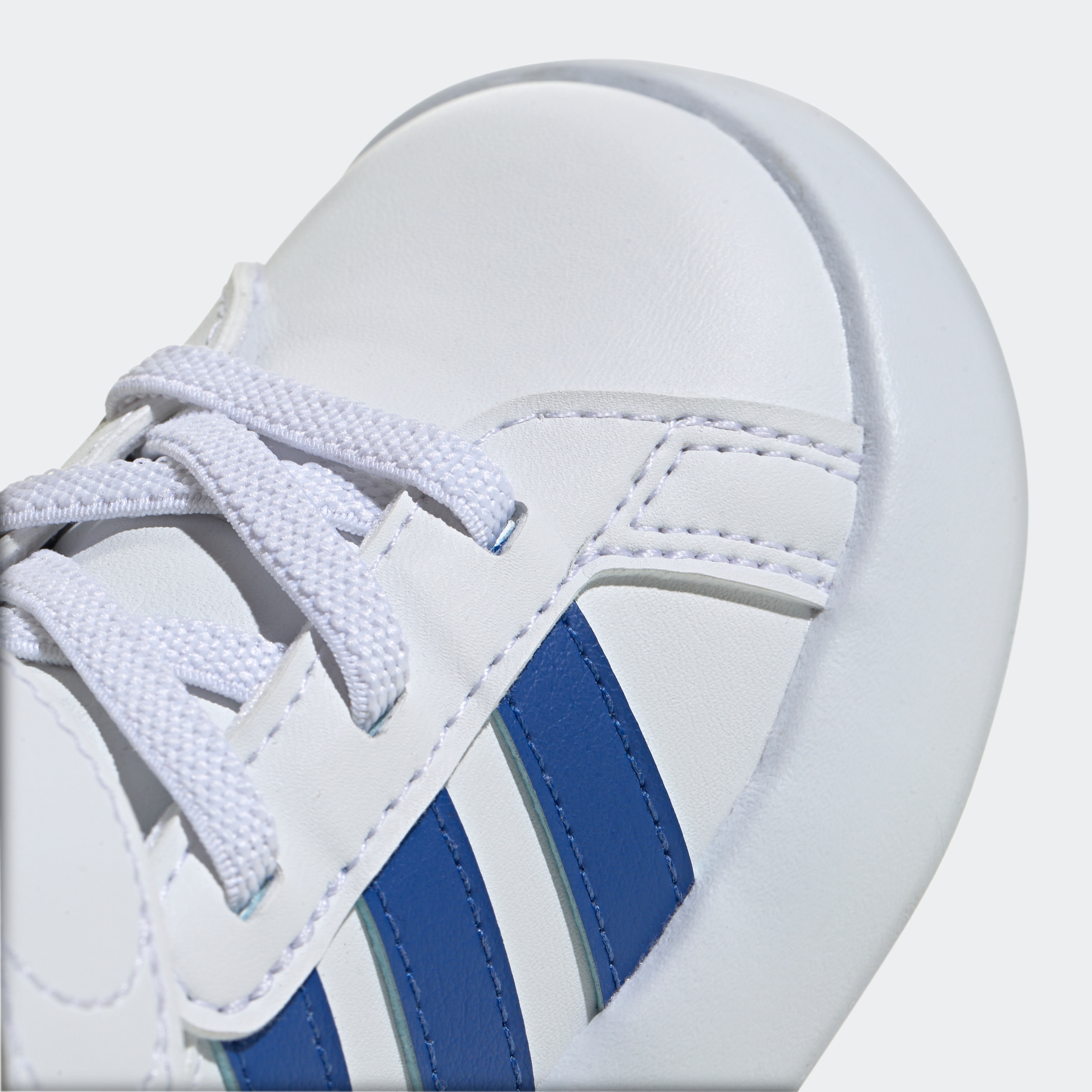 adidas Sportswear Sneaker »GRAND COURT MID KIDS«, Design auf den Spuren des adidas Superstar, für Kinder