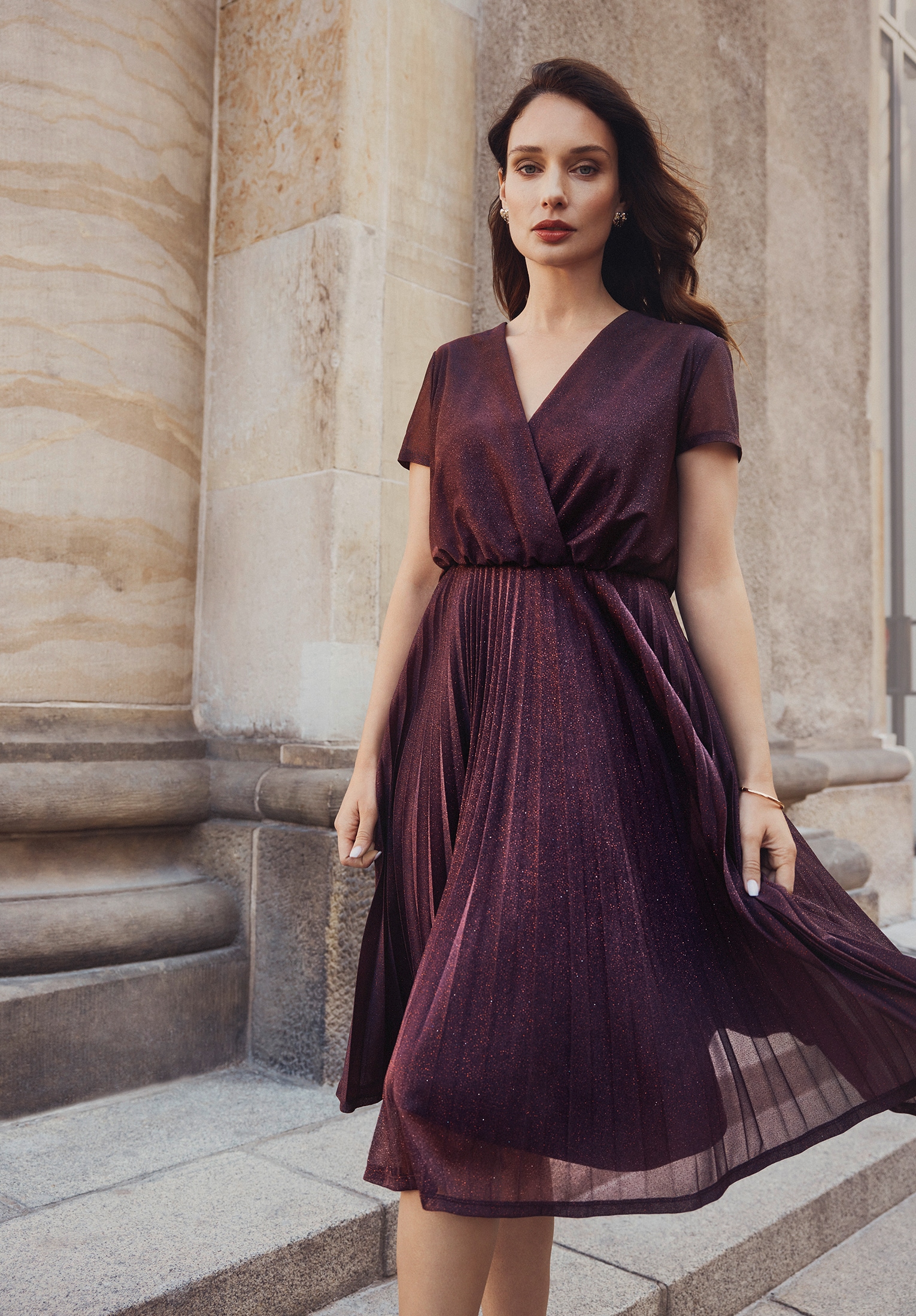 Vera Mont Cocktailkleid »Cocktailkleid mit Plissee«