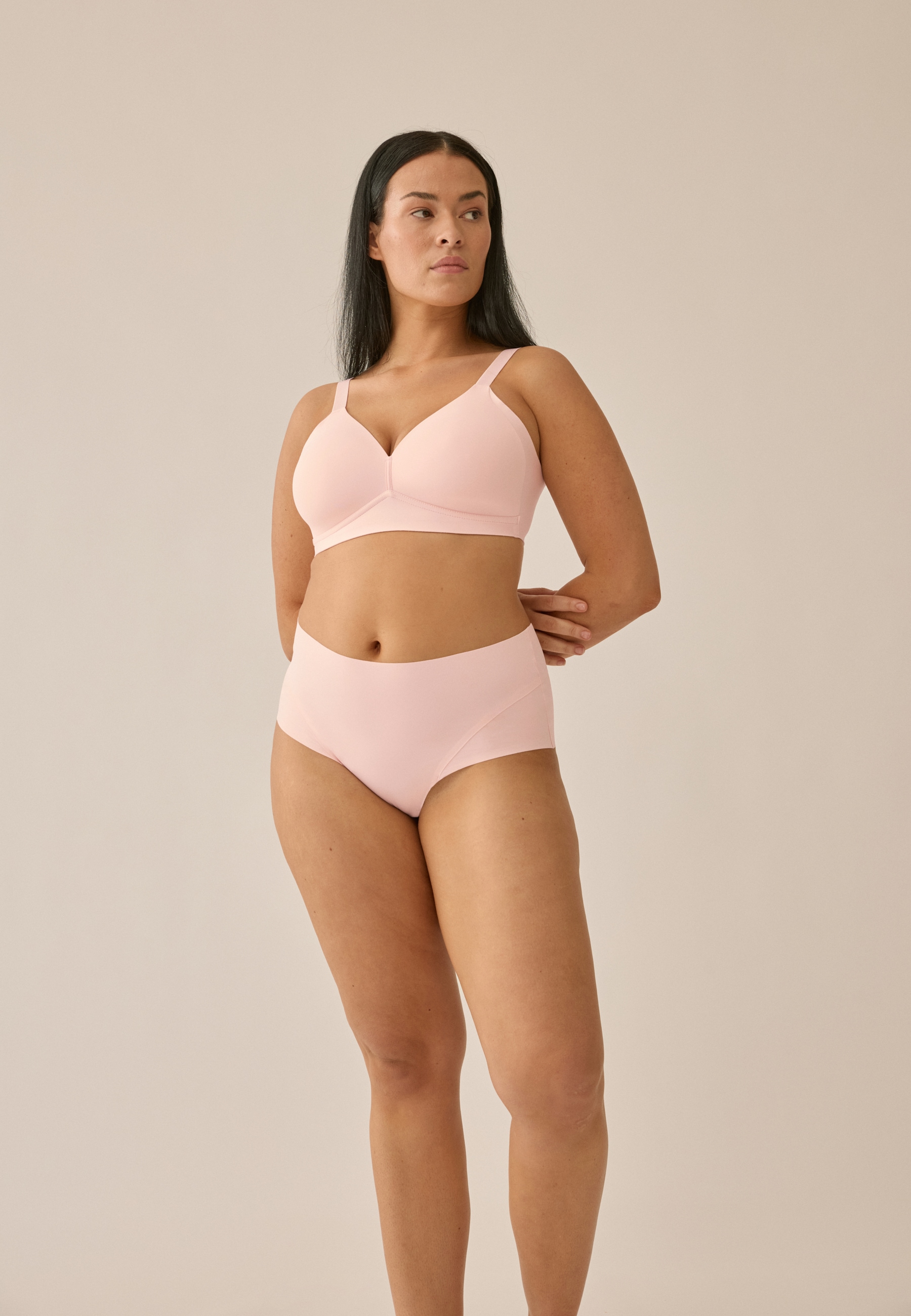 Naturana Soft-BH »Side smoother«, flache nahtlose Abschlüsse, breites Unterbrustband, ohne Bügel
